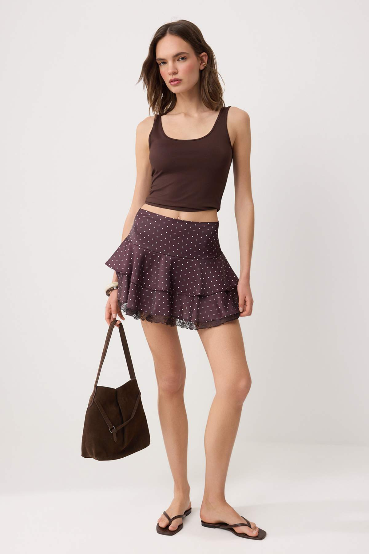 Trendyolmilla  Kahverengi Dantel Detaylı Saten Puantiyeli Mini Şort Etek TWOSS26ET00210