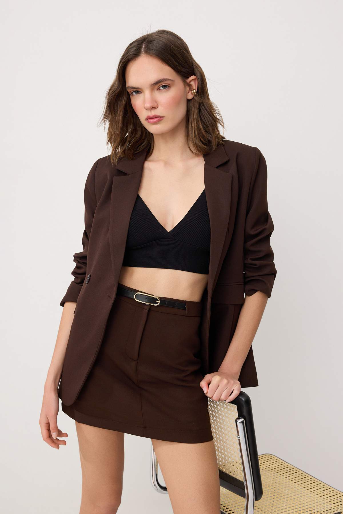 Trendyolmilla  Kahverengi Kemerli Etek Görünümlü Mini Şort & Bermuda TWOAW26SR00055 - Görsel 2