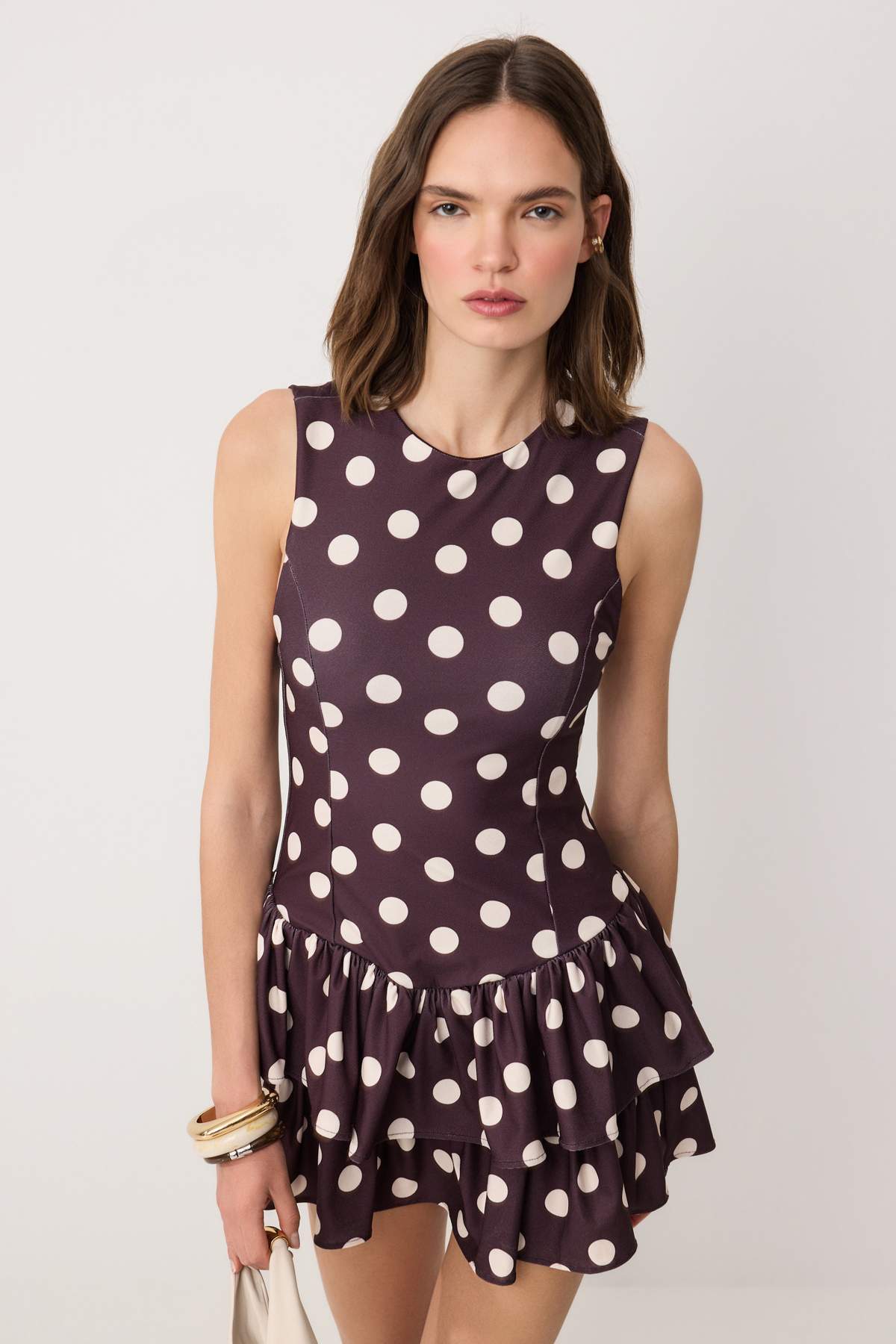 Trendyolmilla  Kahverengi Puantiyeli Kolsuz Saten İçi Şortlu Fırfırlı Örme Elbise TWOSS26EL00218 - Görsel 2