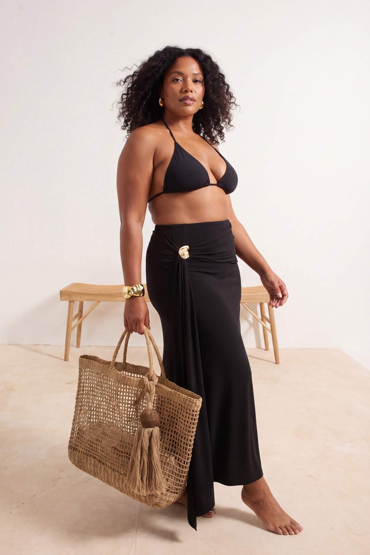 Trendyolmilla  Siyah Vücuda Oturan Aksesuar Detaylı Örme Uzun/Maxi Etek TBBSS26AZ00016 - Görsel 2