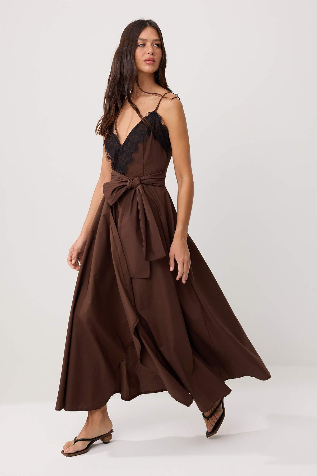 Trendyolmilla  Kahverengi Ekose / Kareli Midi Dokuma Elbise TWOSS26EL00678