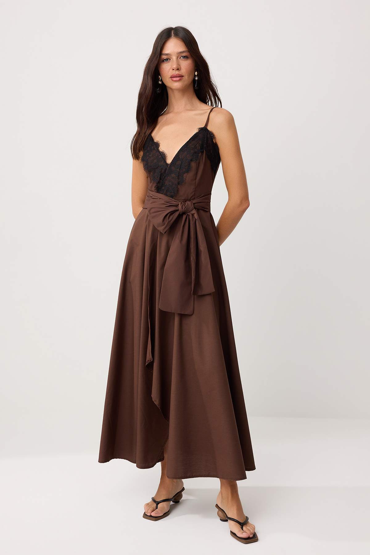 Trendyolmilla  Kahverengi Ekose / Kareli Midi Dokuma Elbise TWOSS26EL00678 - Görsel 2