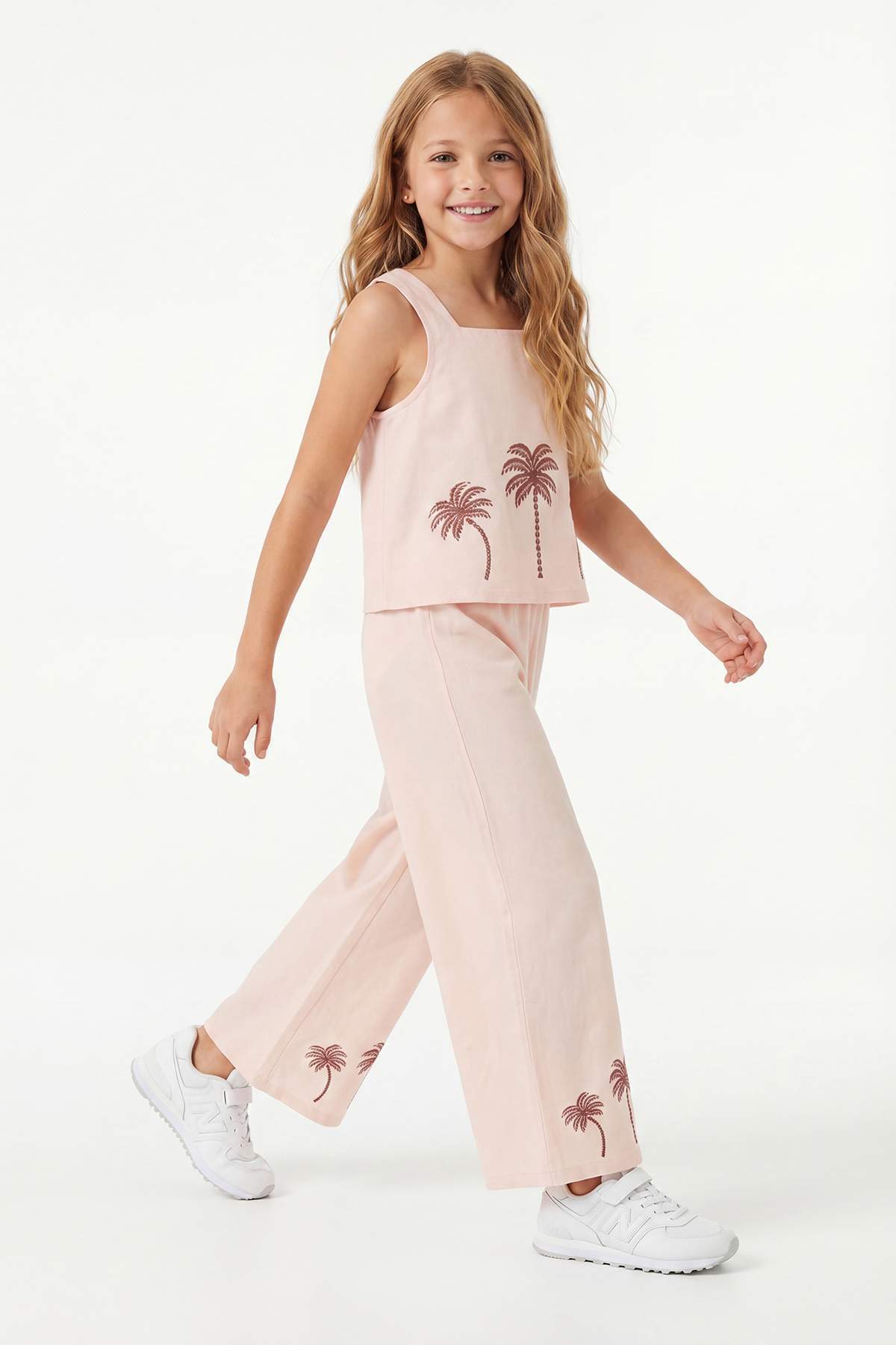 Trendyolmilla  Pudra Nakışlı / İşlemeli Örme Kız Çocuk Müslin Alt - Üst Takım TKDSS26AU00087 - Görsel 2