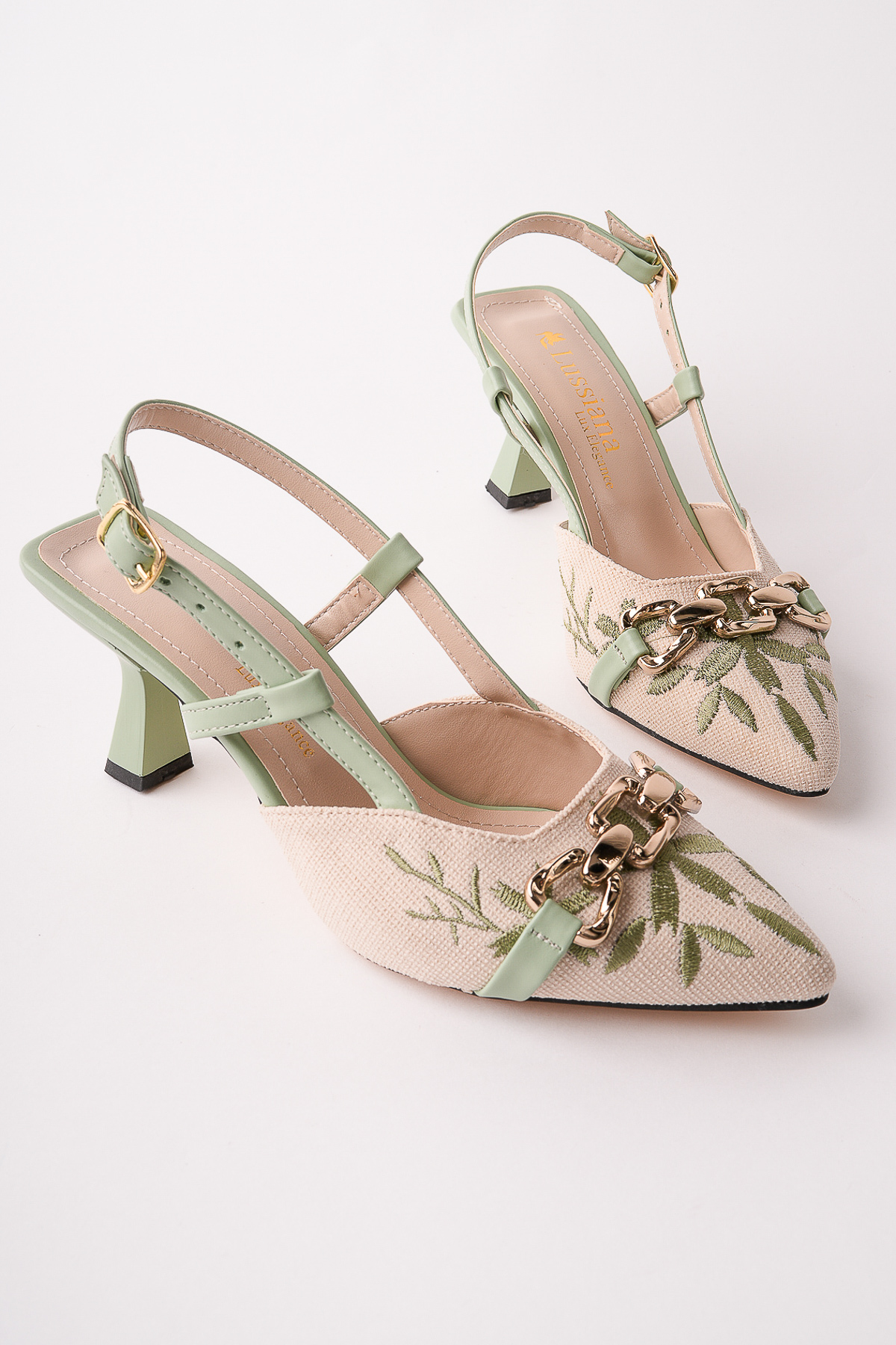 Moda Hanım  Altın Aksesuar Nakış İşlemeli Yeşil Keten Günlük Arkası Açık Kadın Topuklu Ayakkabı - Görsel 3