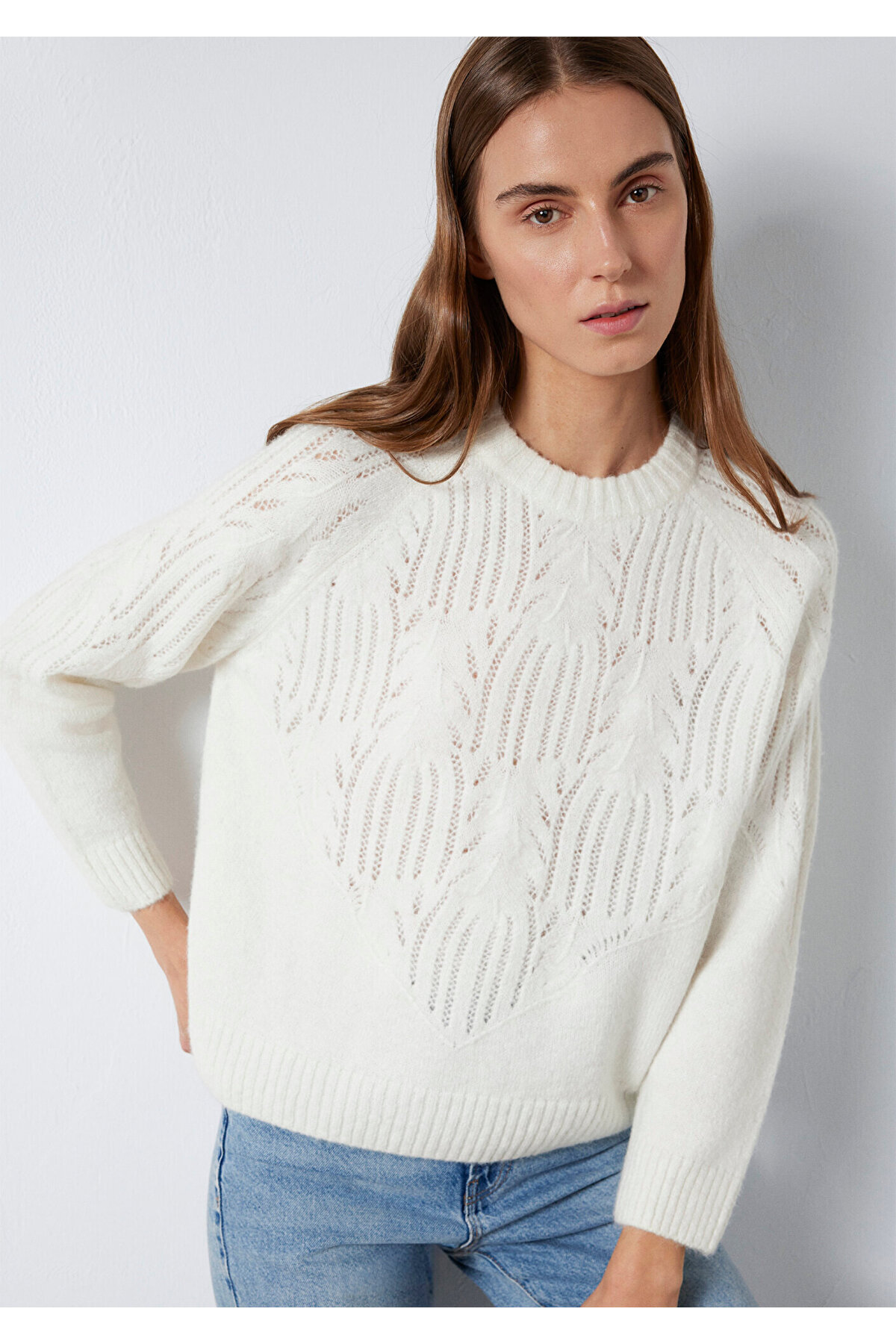 Mavi  Örme Detaylı Ekru Kazak Loose Fit / Bol Rahat Kesim 1710852-70057