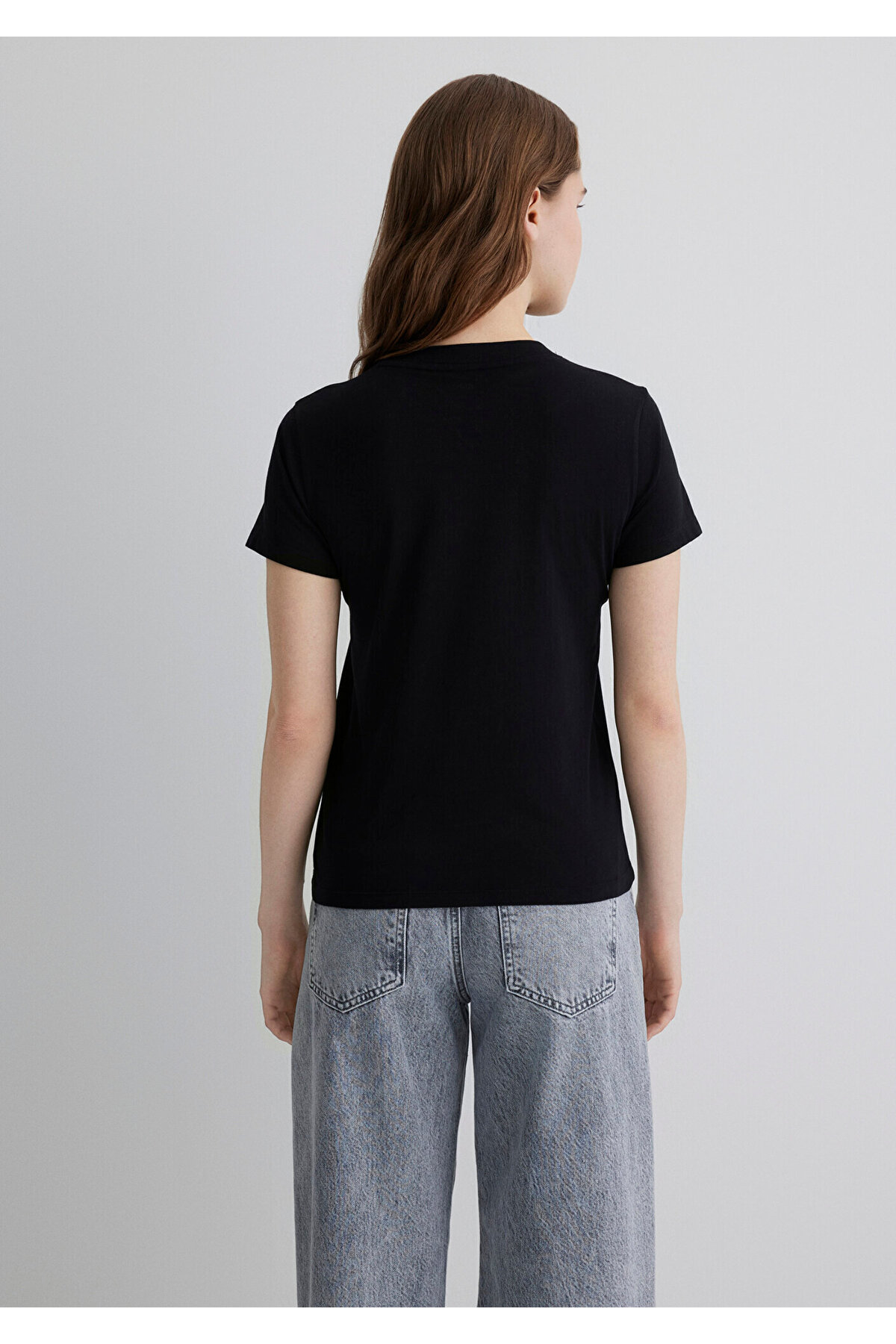 Mavi  Logo Baskılı Siyah Tişört Semi Slim Fit / Yarı Dar Kesim 1612962-900 - Görsel 5