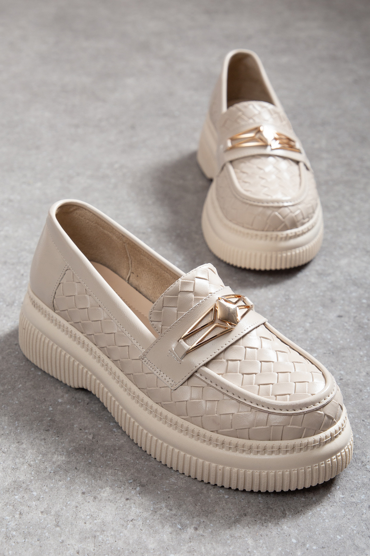 Knitted Pattern Buckle Thick Base Orthopedic Stylish Women Loafers