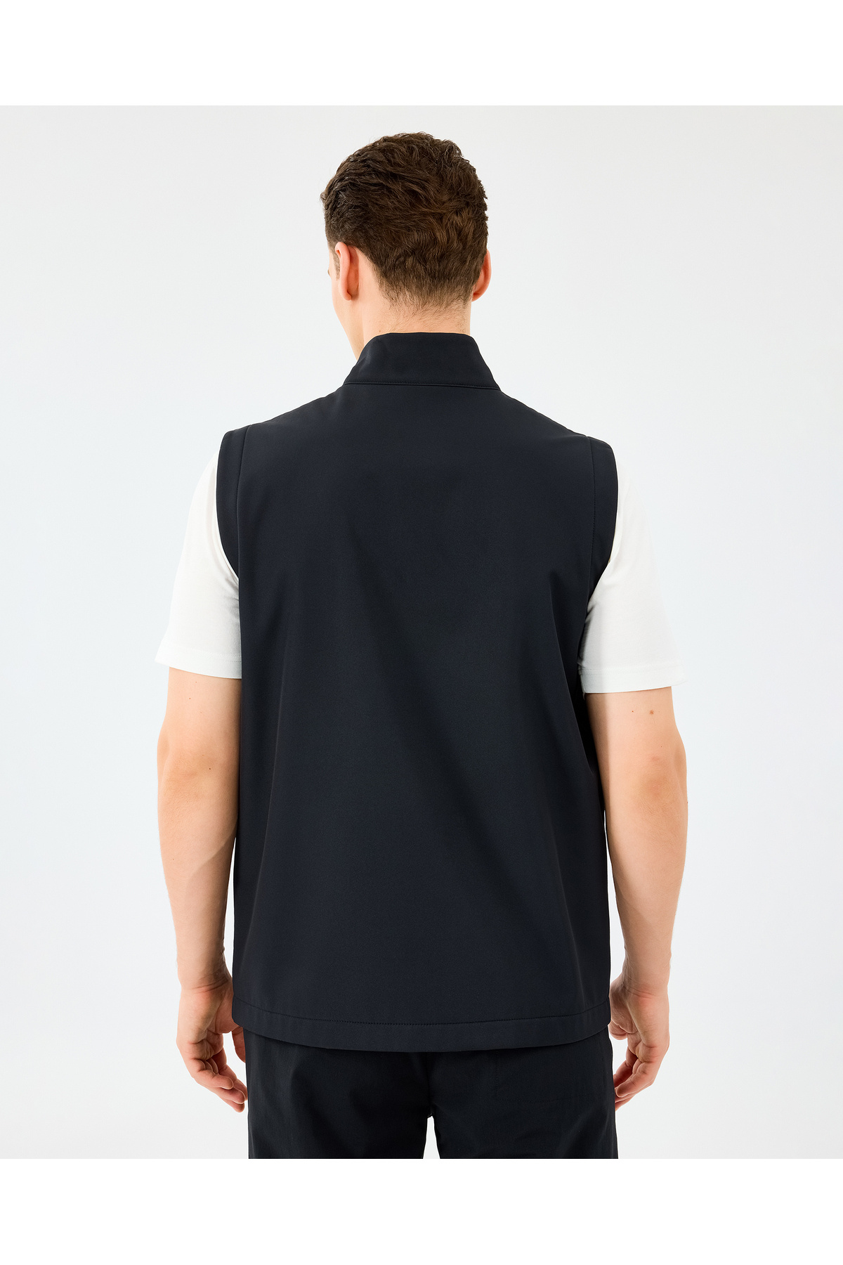 SKECHERS M Fitted Turtle Neck Softshell Vest Erkek Siyah Yelek S2520220-3817 görsel 4