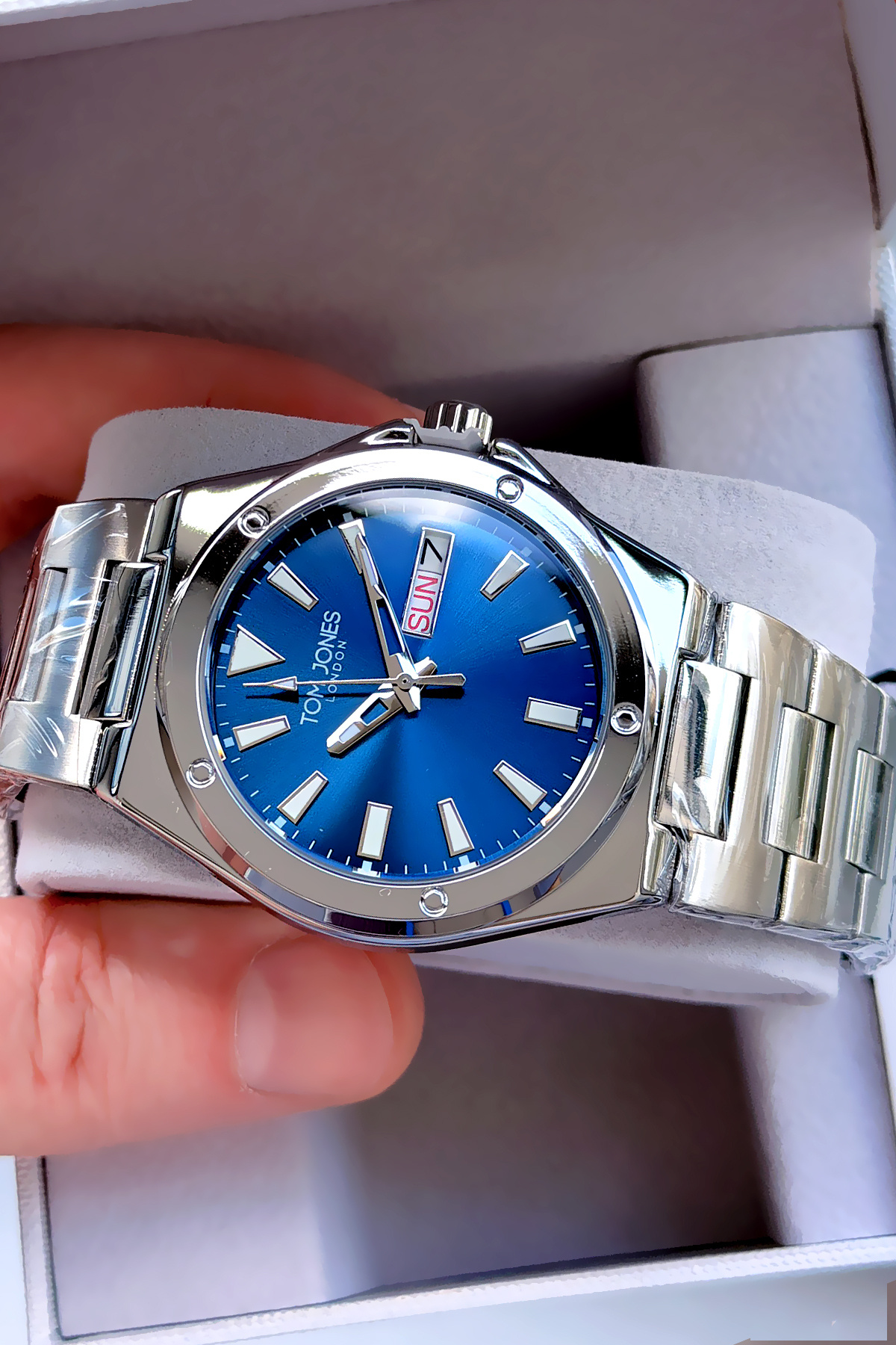 Men Wrist Watch 3 Atm Waterproof Luxury Silver Color Steel Band Cbk400