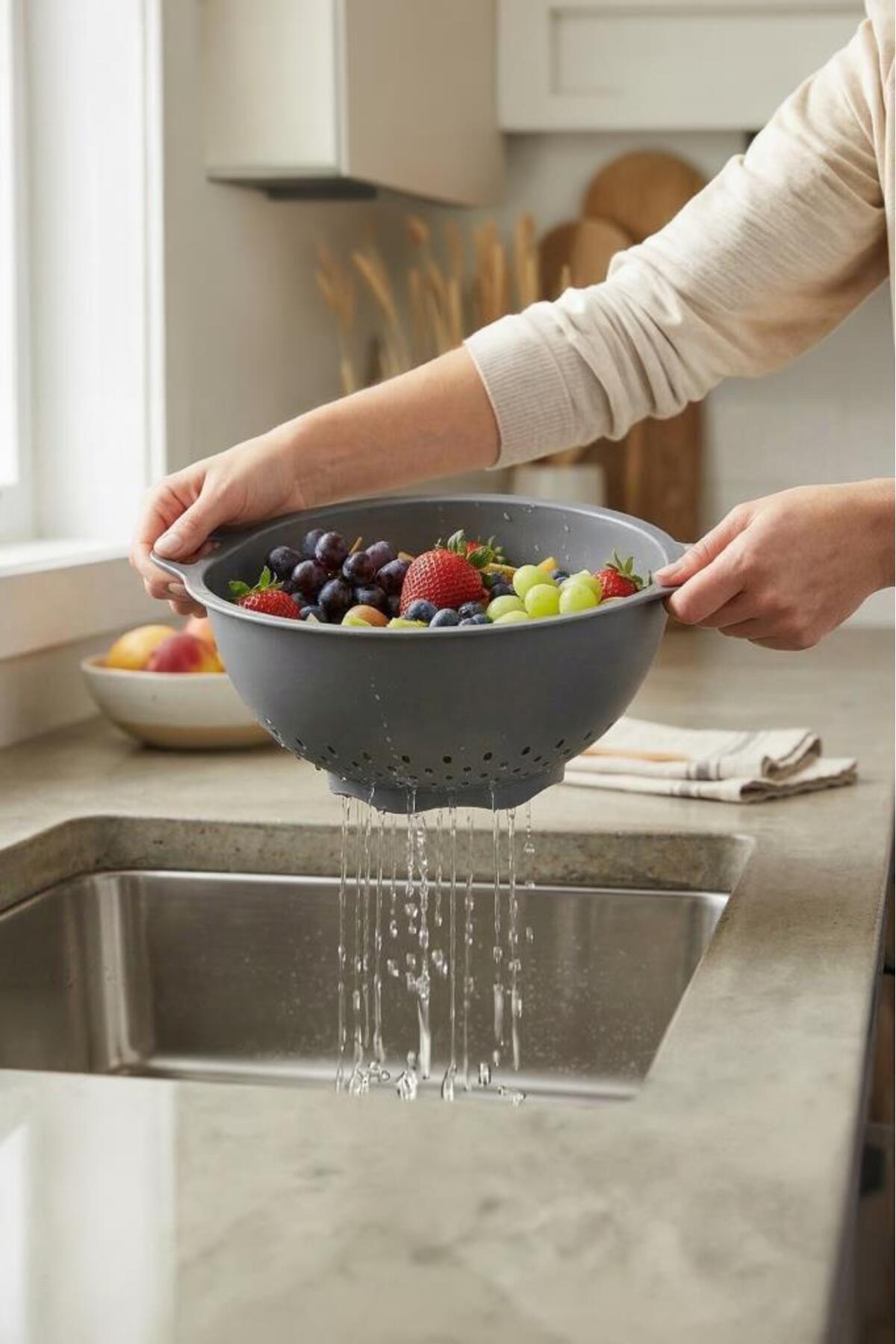 Drink Pasta and Fruit Strainer