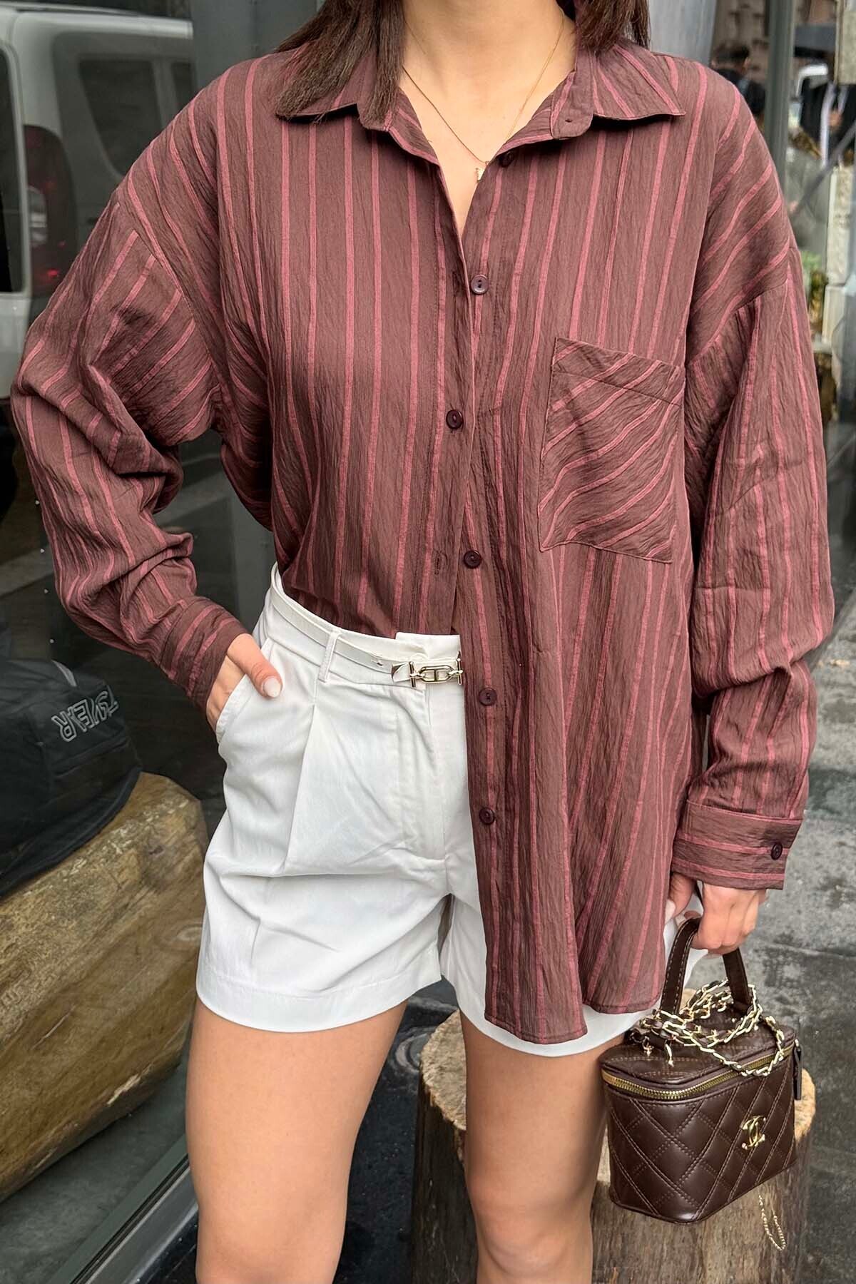 XXL BUTİK Kadın Kahverengi Çizgili Oversize Gömlek, Günlük Şık Kombin ESR079 görsel 4