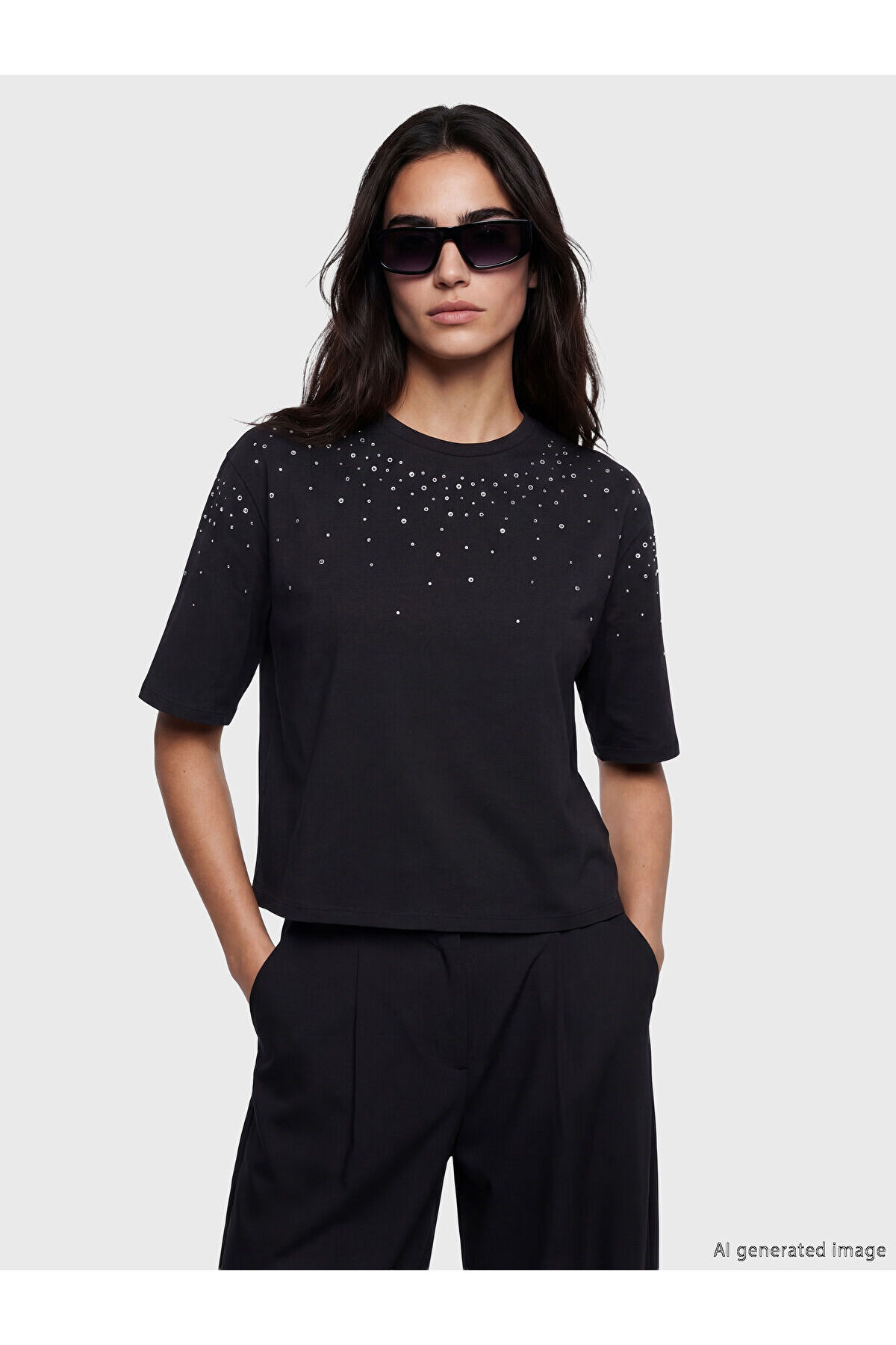 LC Waikiki Peak New Season Crew Neck Rhinestone Women's T-Shirt