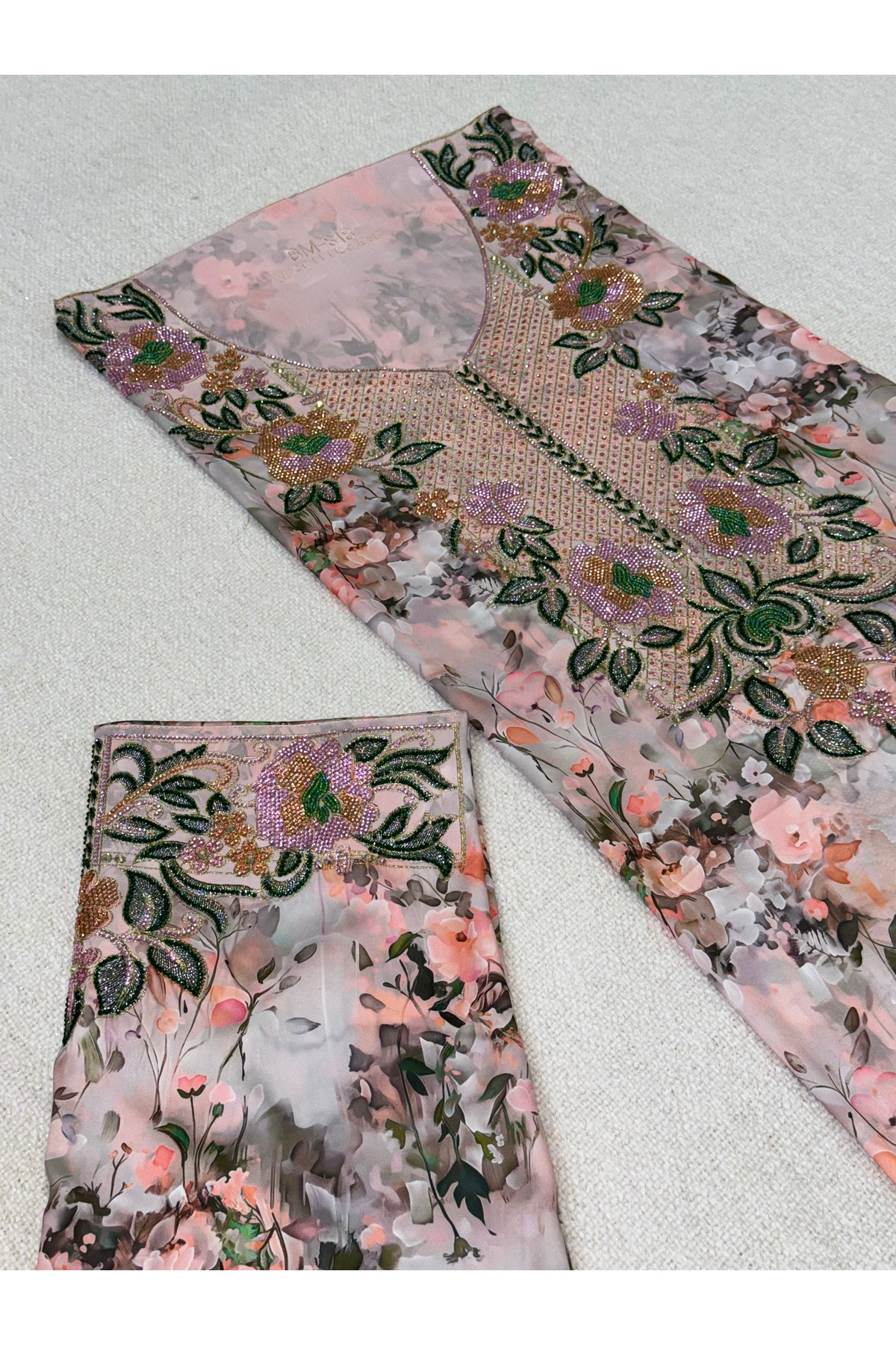 مخور مخاوير حرير أماراتيه / قطعة قماش بدون تفصيل ب...