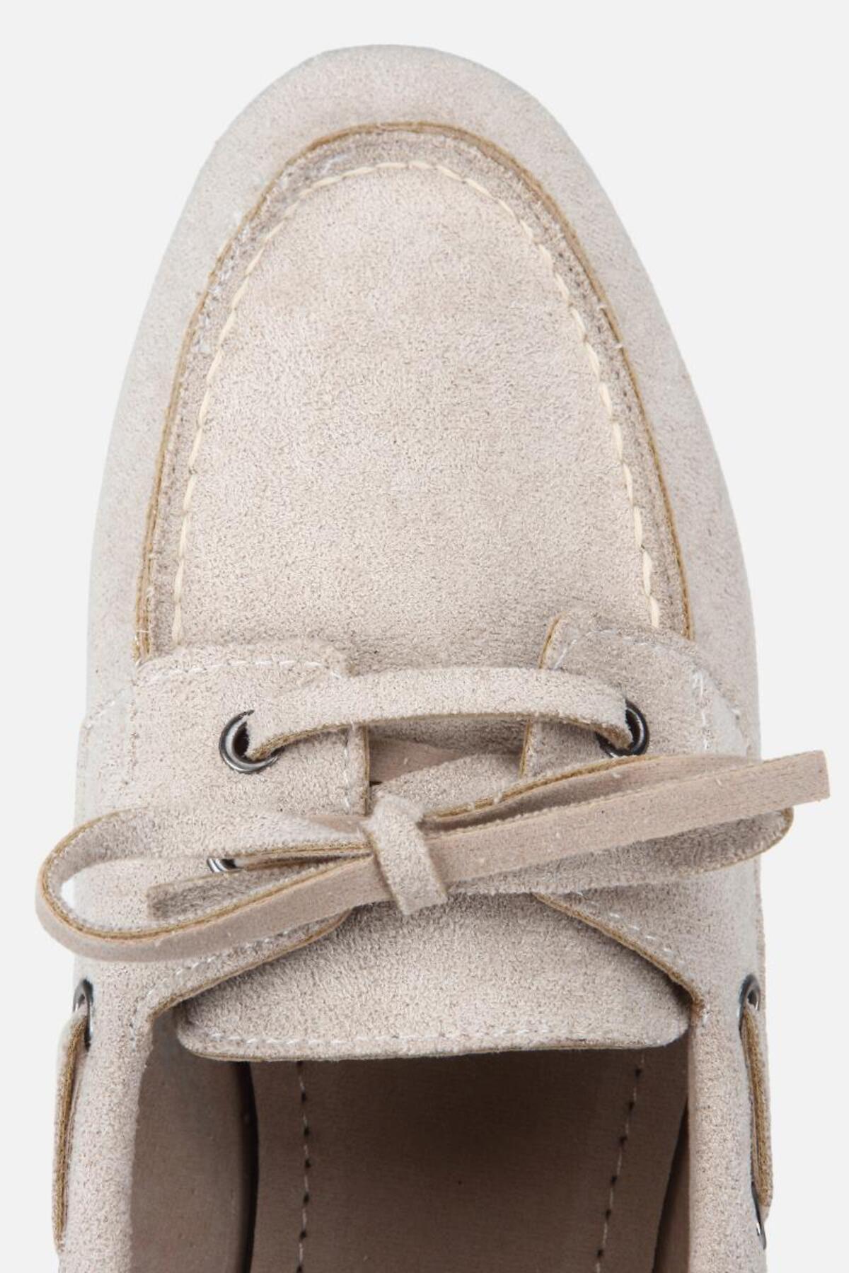 Yaya by Hotiç Kadın Bej Süet Bağcıklı Dikiş Detaylı Loafer görsel 5
