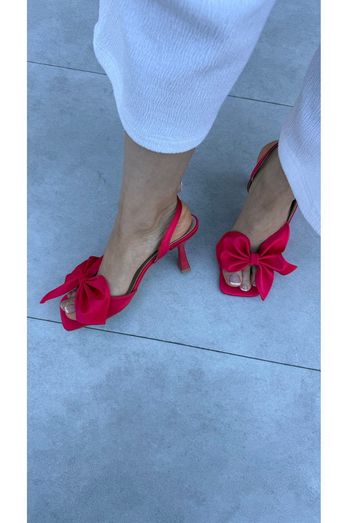 Elvinin Tarzı  Cindy Nar Çiçeği Saten Fiyonk Detaylı Kadın Topuklu Ayakkabı - Görsel 6