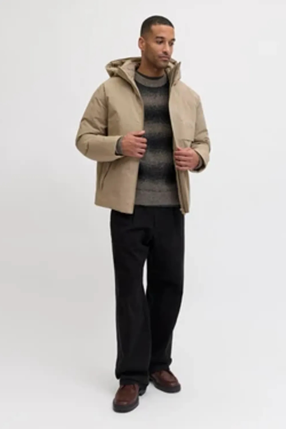 ژاکت مردانه قهوه‌ای تیره ۱۲۲۸۰۹۰۵ جک اند جونز کت Jack & Jones