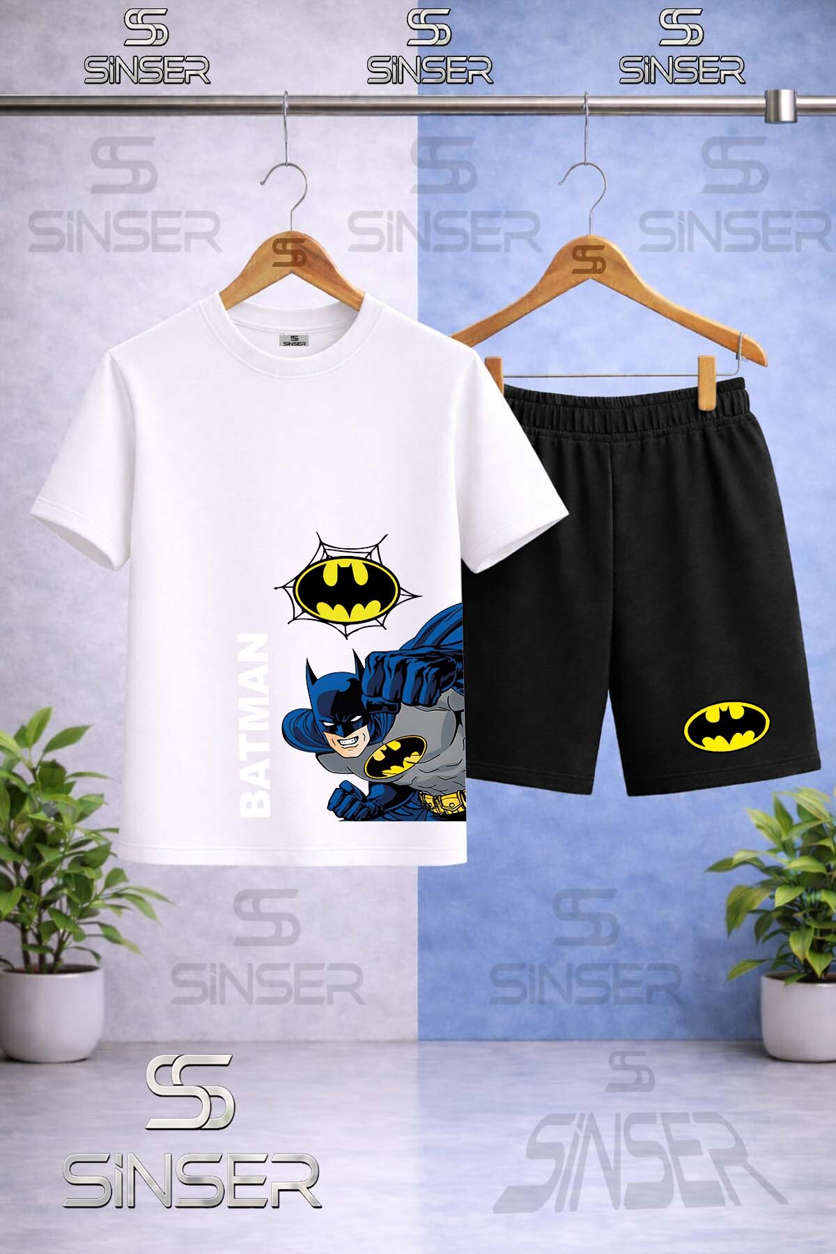 Kids BATMAN SIDE FIST LETTERING byk Printed Crew Neck T-Shirt-Shorts Set