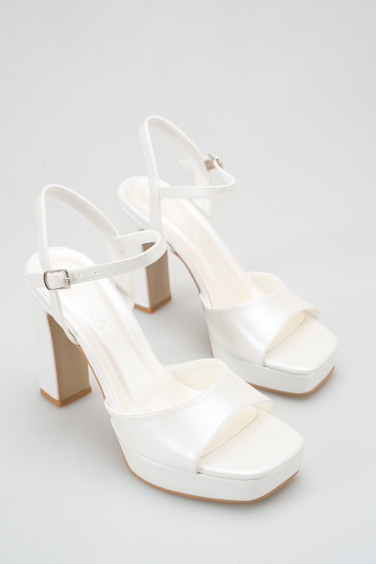 White Platform Heeled Bridal Shoes Thick Heeled Comfortable Stylish Sandals with Ankle Laces