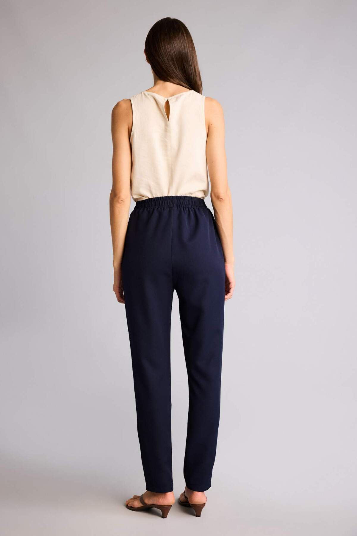DeFacto Slım Fit Yüksek Bel Jogger Paça Pantolon H8464AX26SM görsel 5