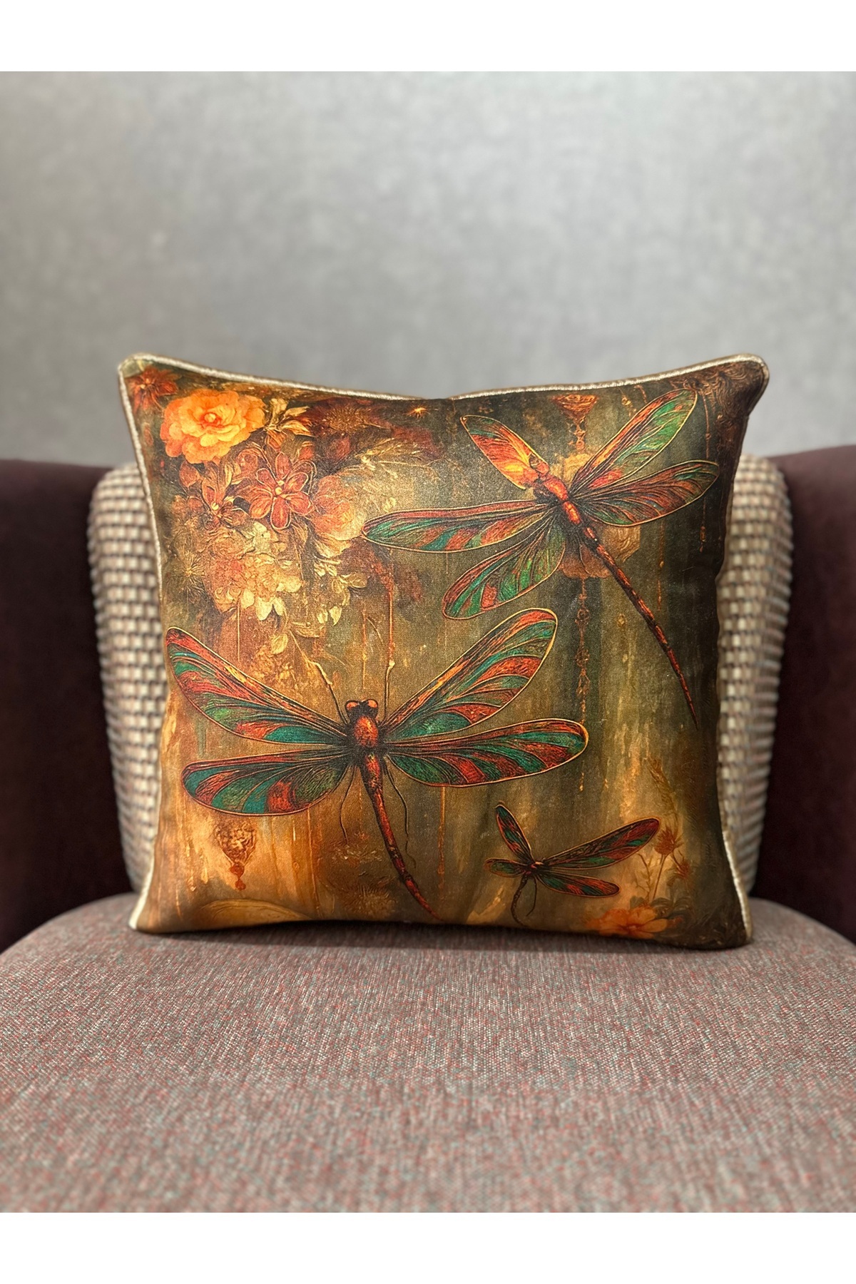 Robin-9402 Multicolor Imported Silk Velvet Cushion Cover Ribbed 43x43 Size