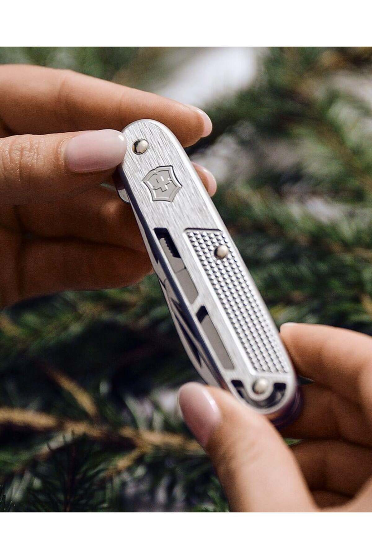 VICTORINOX 0.8226.26 Synergy X Alox Çakı,Gümüş - Fiyatı, Yorumları