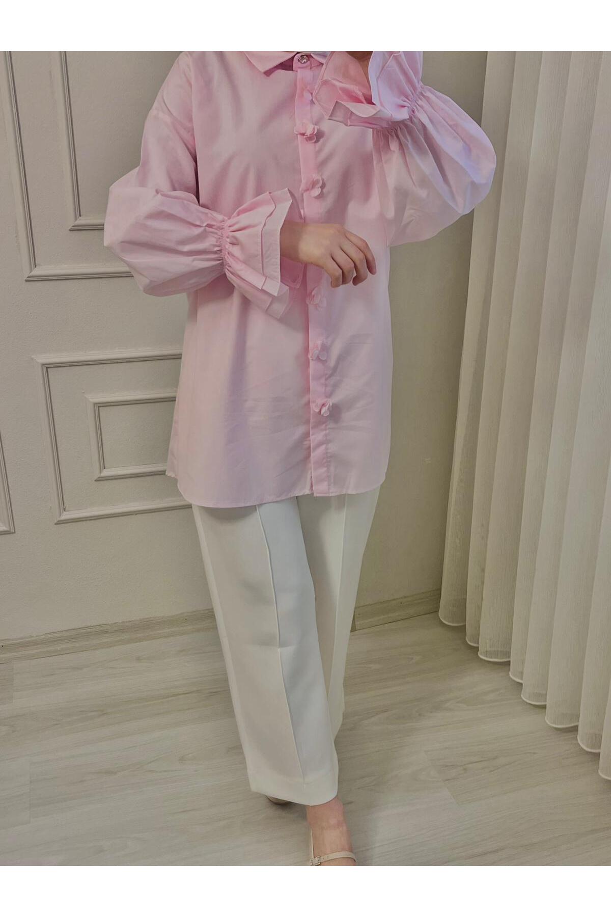 Feliz  Büzgü Kol ve Çiçek Detaylı Gömlek