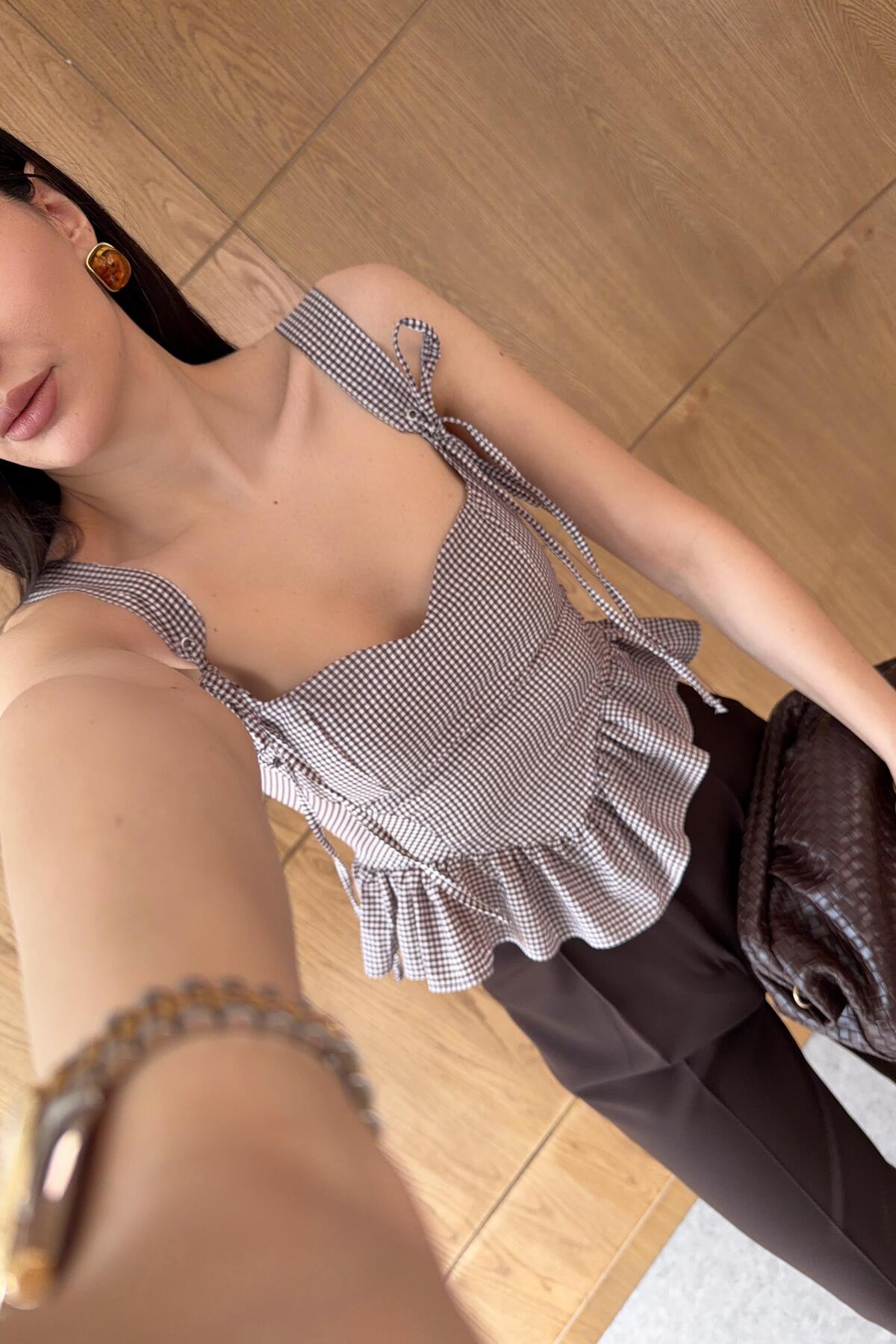 HAZELANNA  Pötikare Fiyonklu Kahve Bluz - Görsel 4