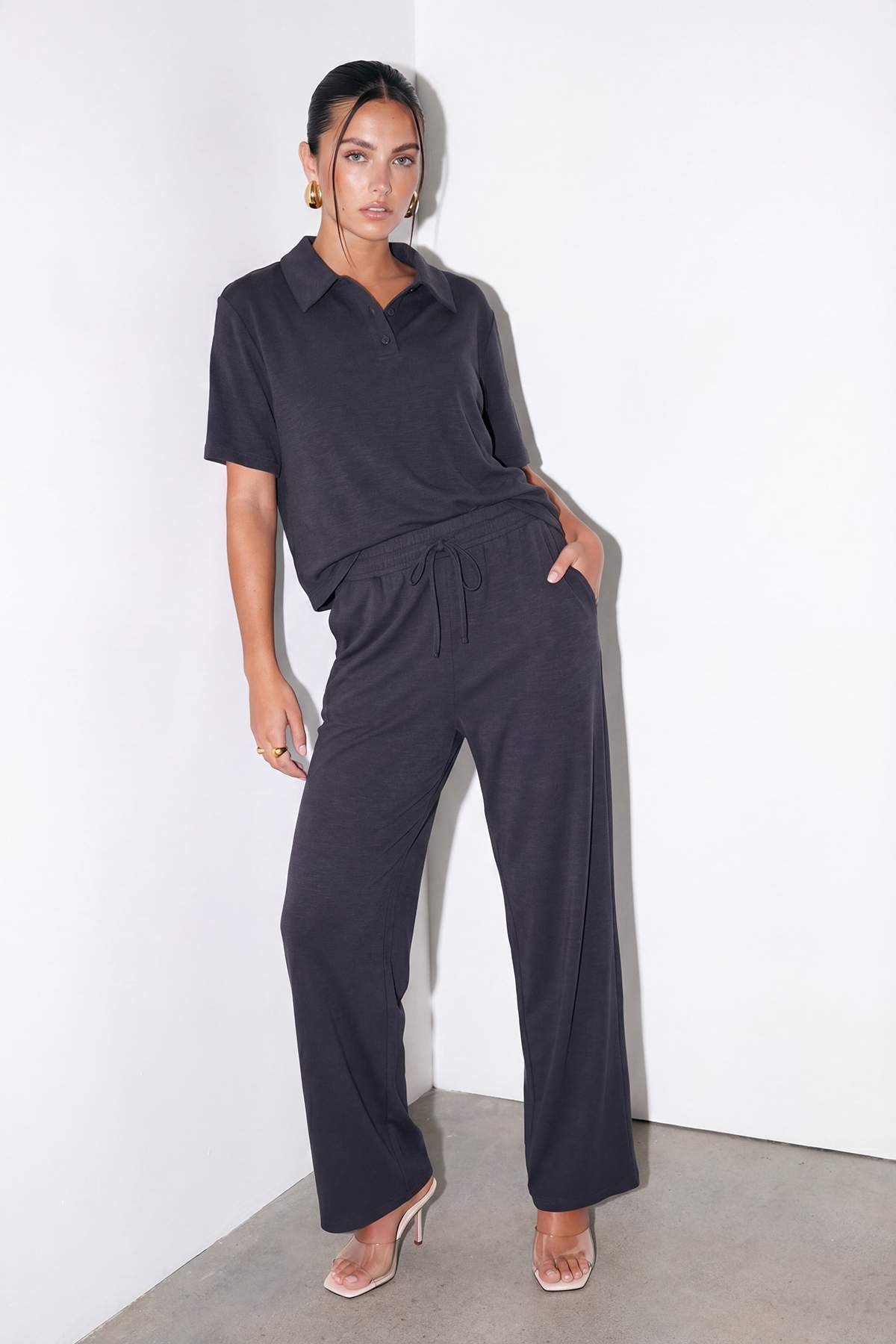 Trendyolmilla  Antrasit Polo Yaka Rahat Kalıp Modal Pike Alt - Üst Takım TDRSS26AU00020