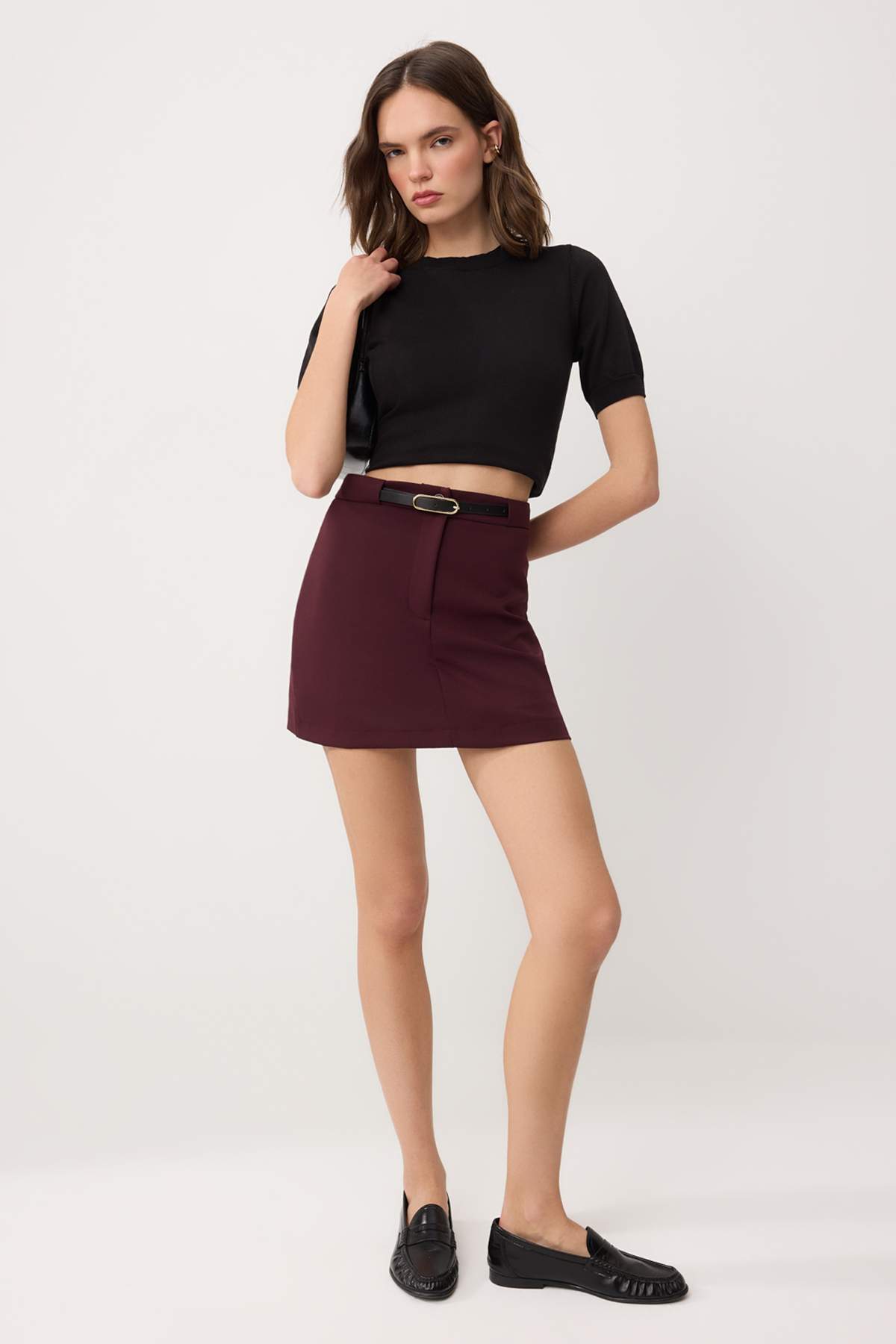 Trendyolmilla  Mürdüm Kemerli Etek Görünümlü Mini Şort & Bermuda TWOAW26SR00055