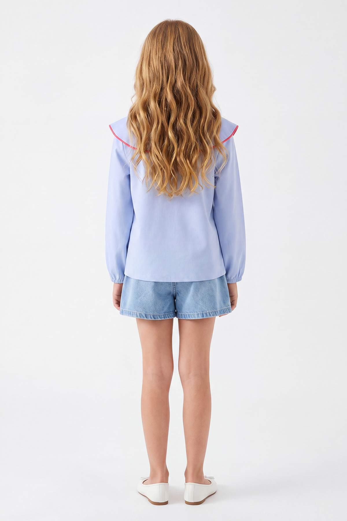 Trendyolmilla  Mavi Bebe Yaka Kalp Desenli Dokuma Kız Çocuk Bayramlık Gömlek TKDSS26GO00003 - Görsel 3