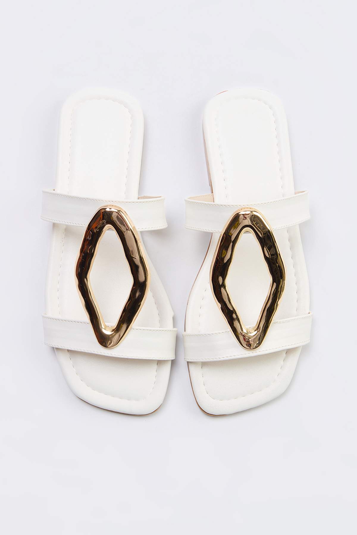 trendyol-shoes-womens-slippers