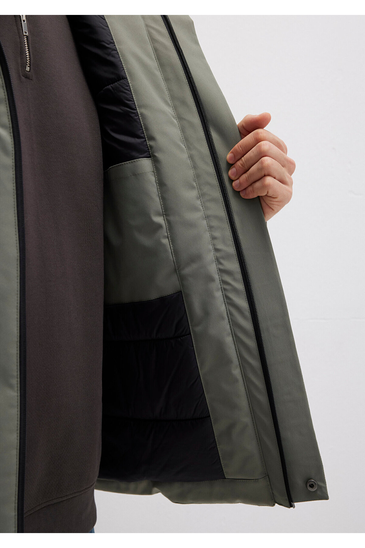 Mavi  Black Kapüşonlu Yeşil Mont 0110676-85485 - Görsel 8