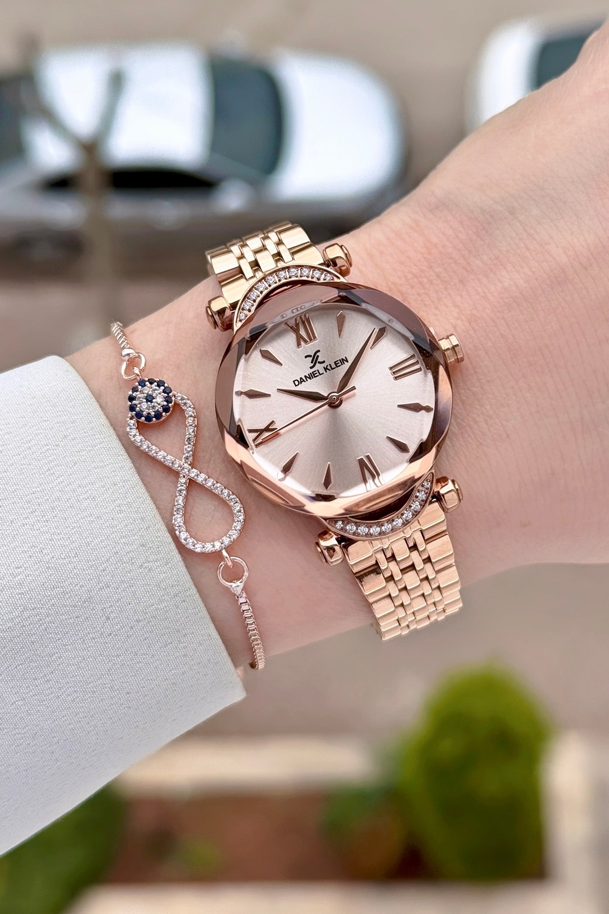 Rose Color Women Wrist Watch with Adjustable Strap Dkgnct78