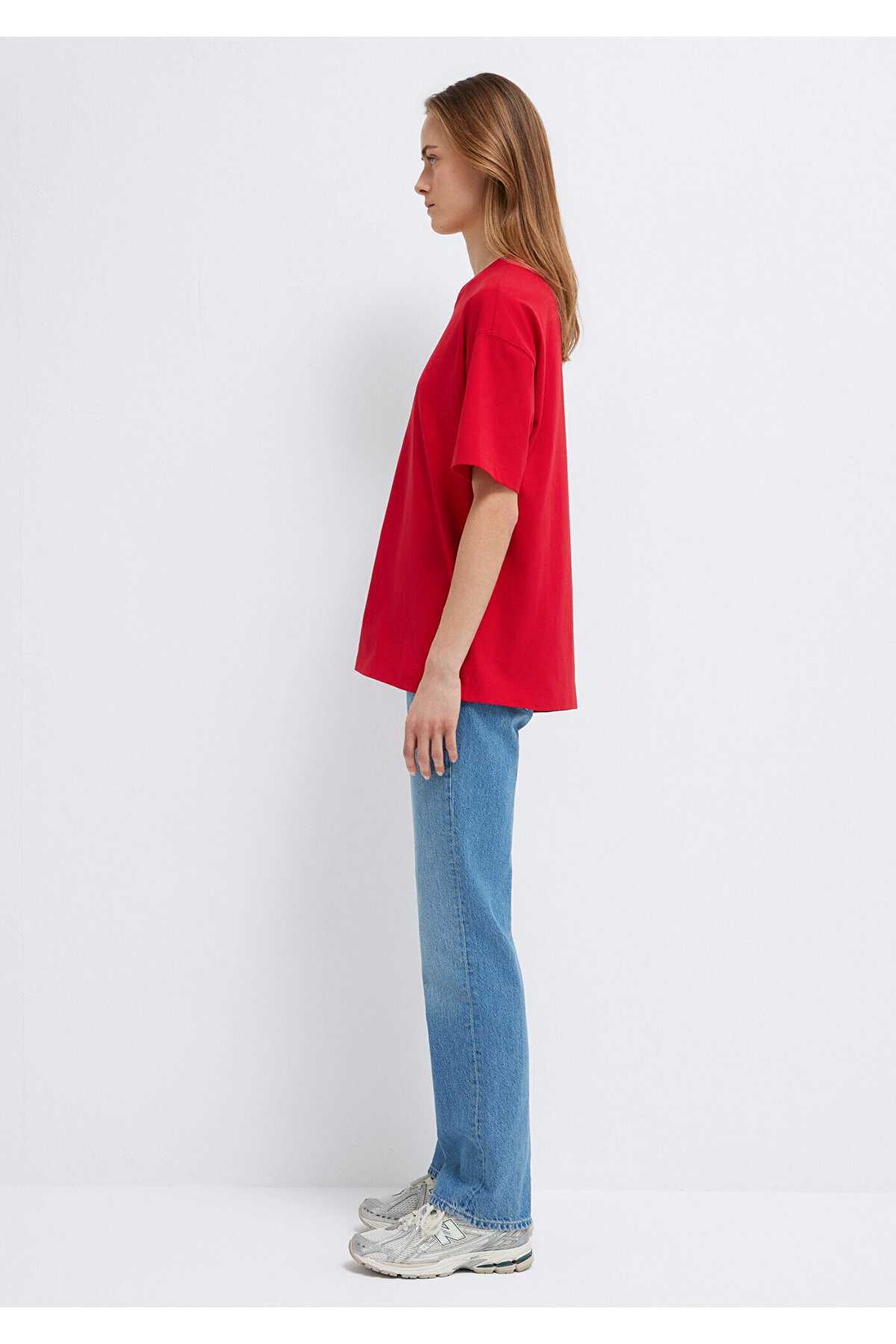 Mavi  Logo Baskılı Kırmızı Tişört Oversize / Geniş Kesim 1611592-82054 - Görsel 4