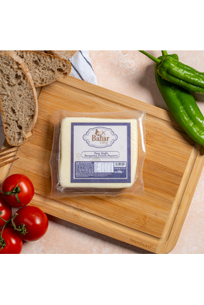 Bahar Çiftliği Bahar Çifliği Tam Yağlı Bergama Tulum Peyniri (500g)