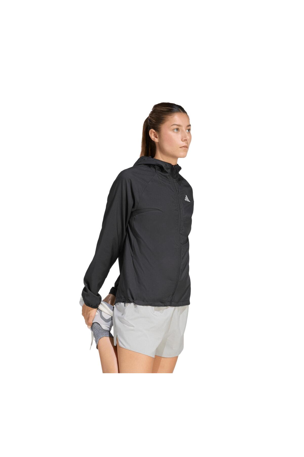 adidas  KA4339-K Run Ess Jkt W Kadın Yağmurluk-R&amp;uuml;zgarlık Siyah - Görsel 2