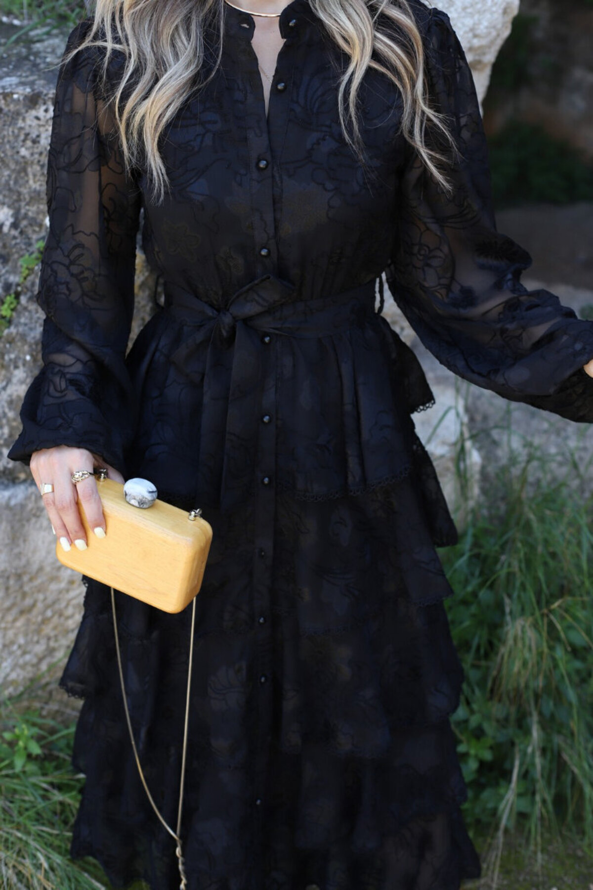 bytugcekaya  Siyah Kat Kat Nakış Detaylı Tasarım Elbise - Görsel 7