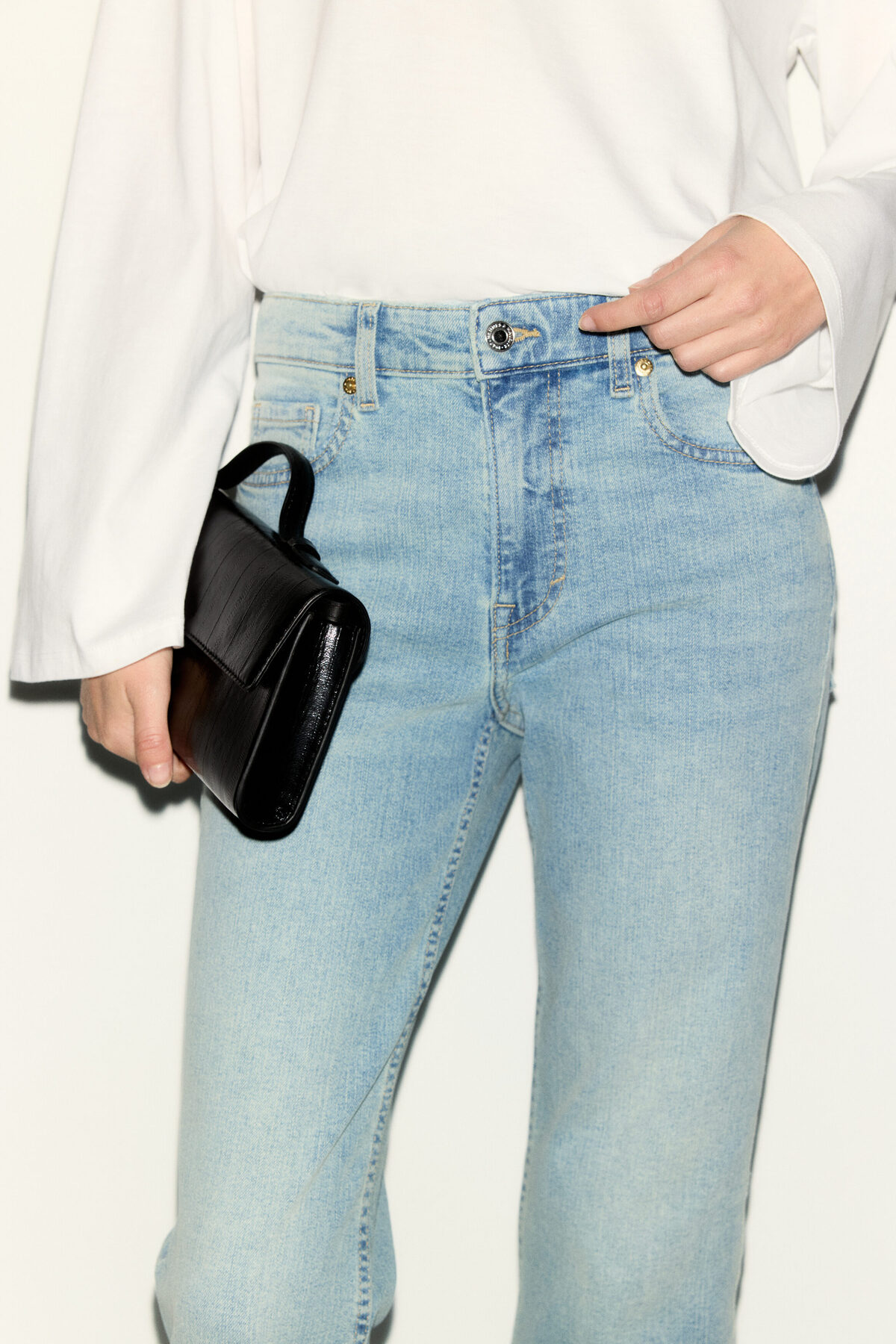 H&M Flared Regular Waist Ankle Jeans görsel 3