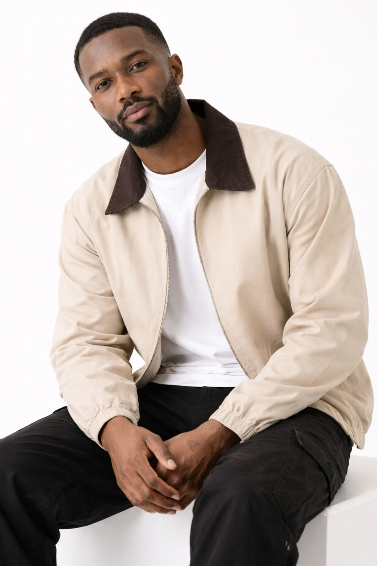 Gizrain  Erkek Bej Gabardin Ceket Oversize Siyah Yaka Detaylı Rahat Kalıp Beli Lastikli - Görsel 5