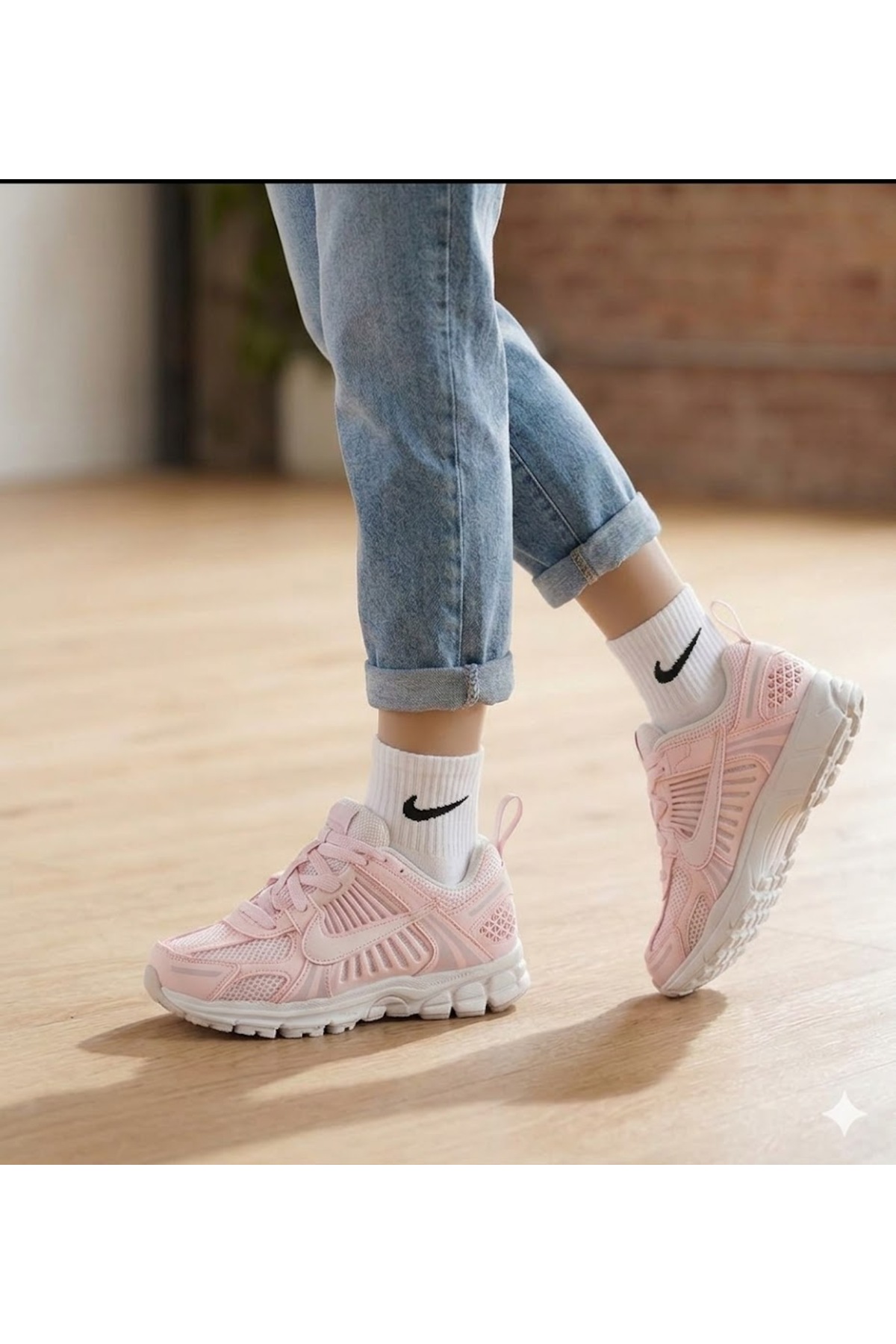 Nike Air Zoom Vomero 5'Pearl Pink' Girls' Sports Shoes (Sporti̇ks