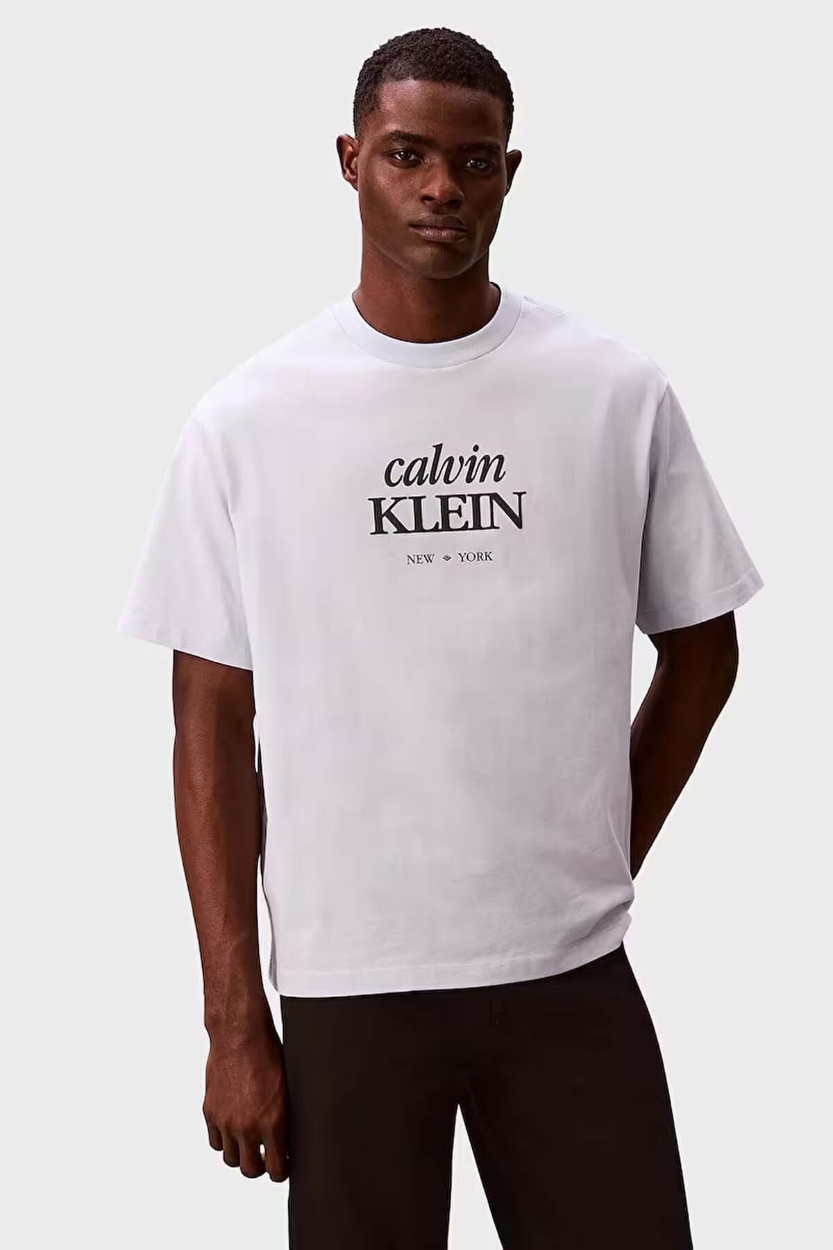 تیشرتمردانهCalvin Kleinسفید