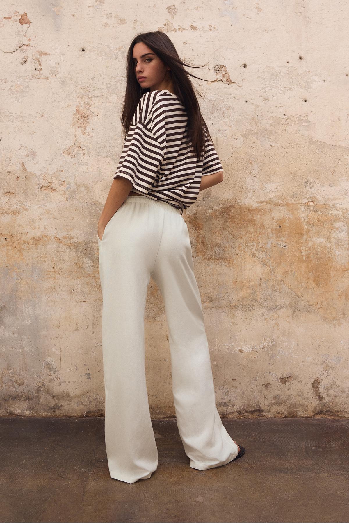 Stradivarius  Keten görünümlü bağcıklı pantolon - Görsel 5