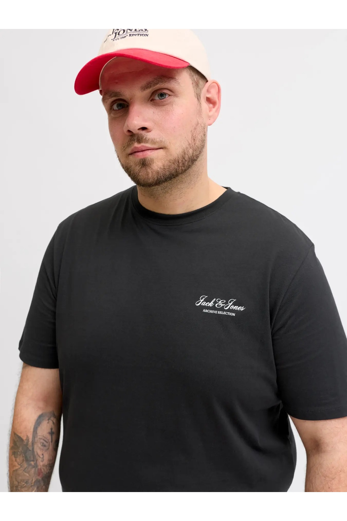 سایز بزرگ، راحت و مناسب برای آقایان مشکی جک اند جونز تی شرت Jack & Jones