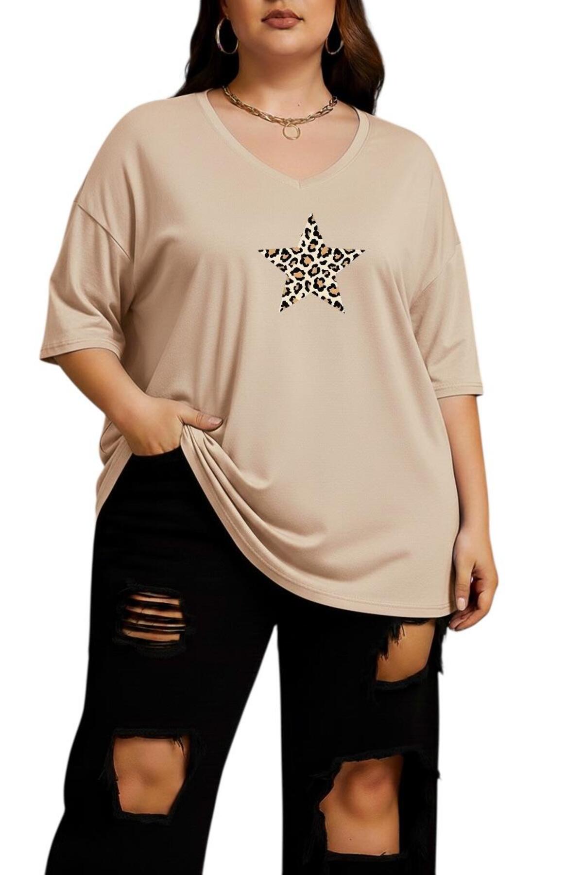 LEOPARD STAR PRINTED V-NECK OVERSIZED TEE 2CZ1