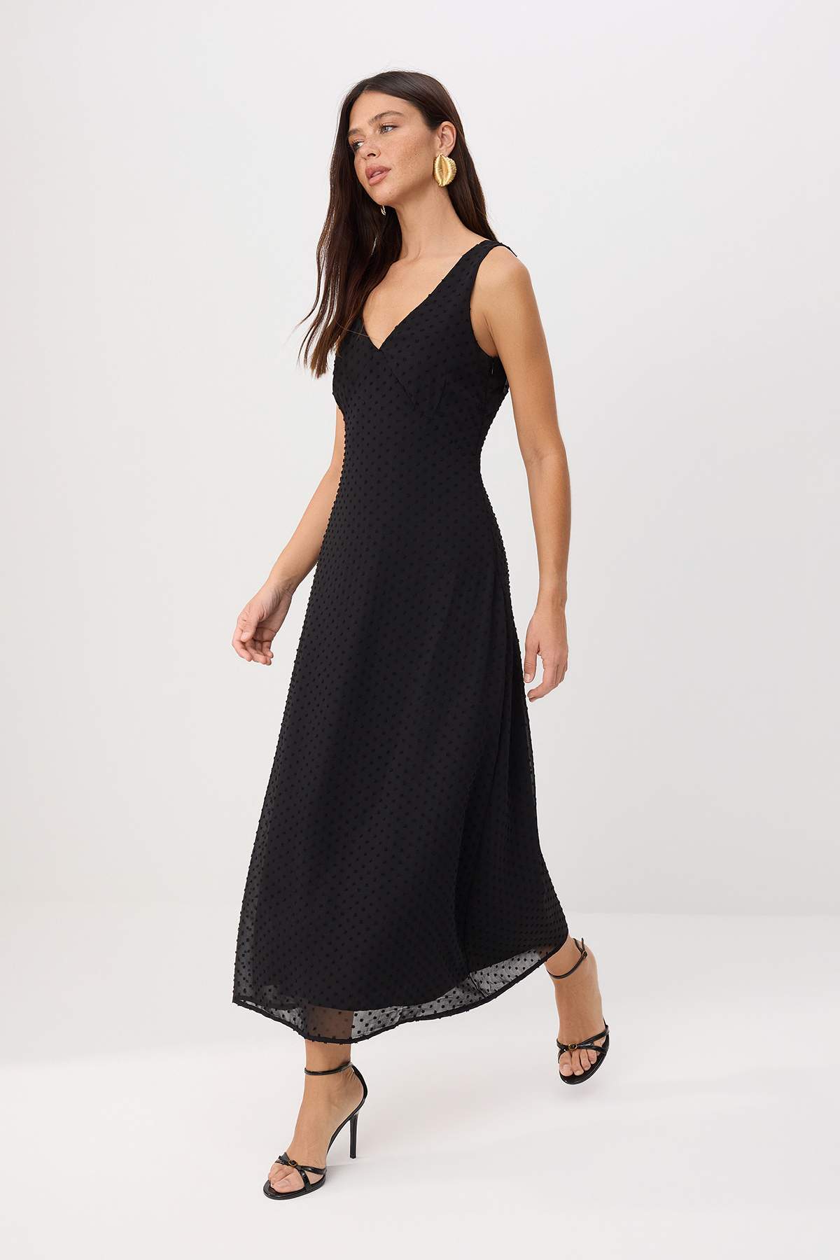 Trendyolmilla Siyah V Yaka Maxi Dokuma Elbise TWOSS26EL00698