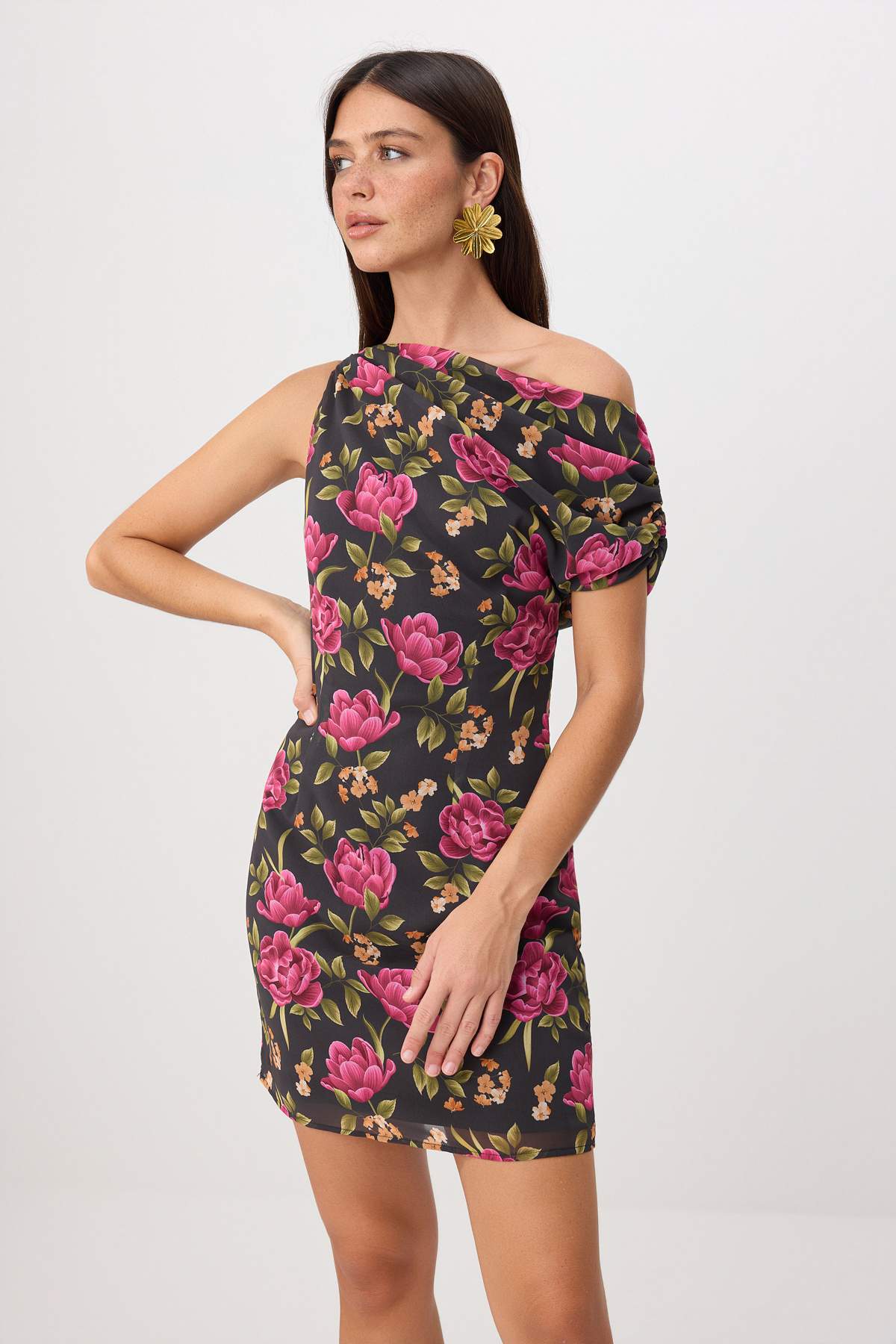 Trendyolmilla Çok Renkli Çiçekli Asimetrik Yaka Kısa / Mini Dokuma Elbise TWOSS26EL00428