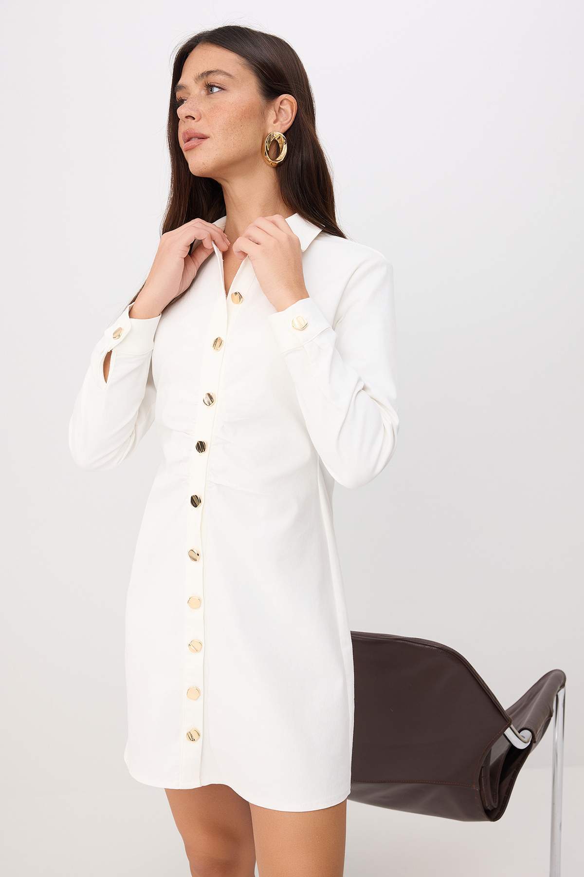 Trendyolmilla Ekru Gold Düğmeli Uzun Kol Mini Gabardin Dokuma Elbise TWOSS26EL00144