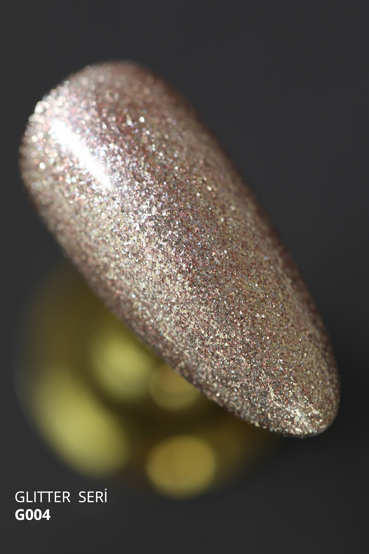 Glitter Kalıcı Oje G004, Rose Gold, 4 ml — صورتی 8860101A01S01G001 — تصویر 5 از 5