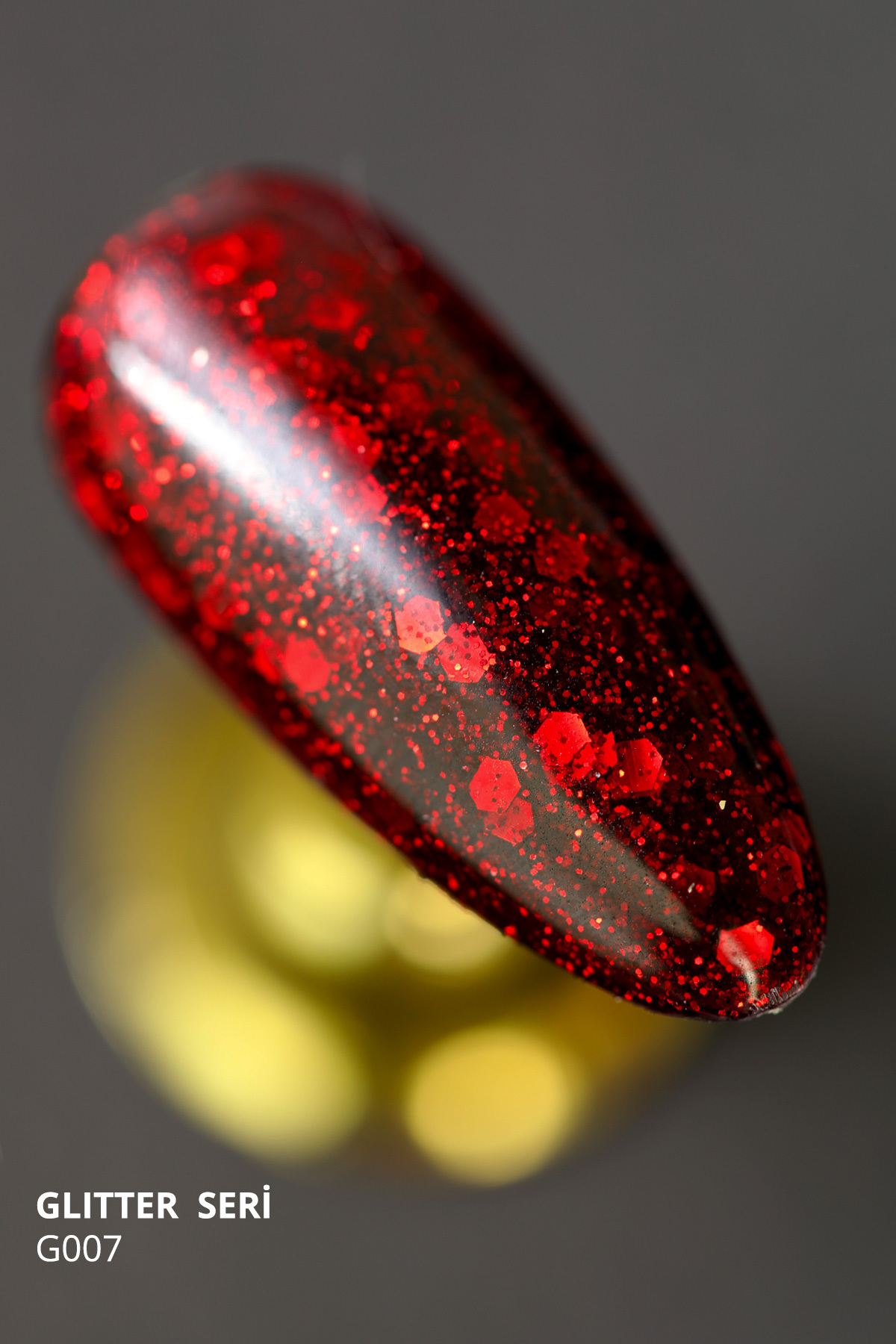 Glitter Kalıcı Oje G007, Kırmızı Parıltılı Şarap, 4 ml — قرمز 8860101A01S01G001 — تصویر 5 از 5