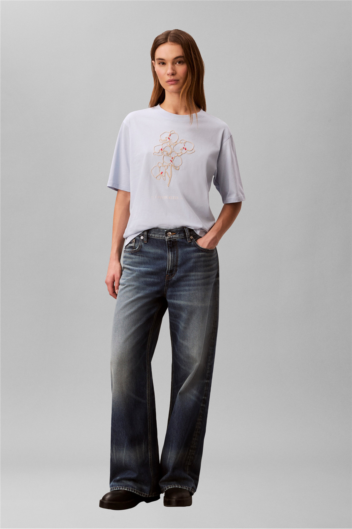 تیشرتزنانهCalvin Kleinآبی تیشرتزنانهCalvin Kleinآبی